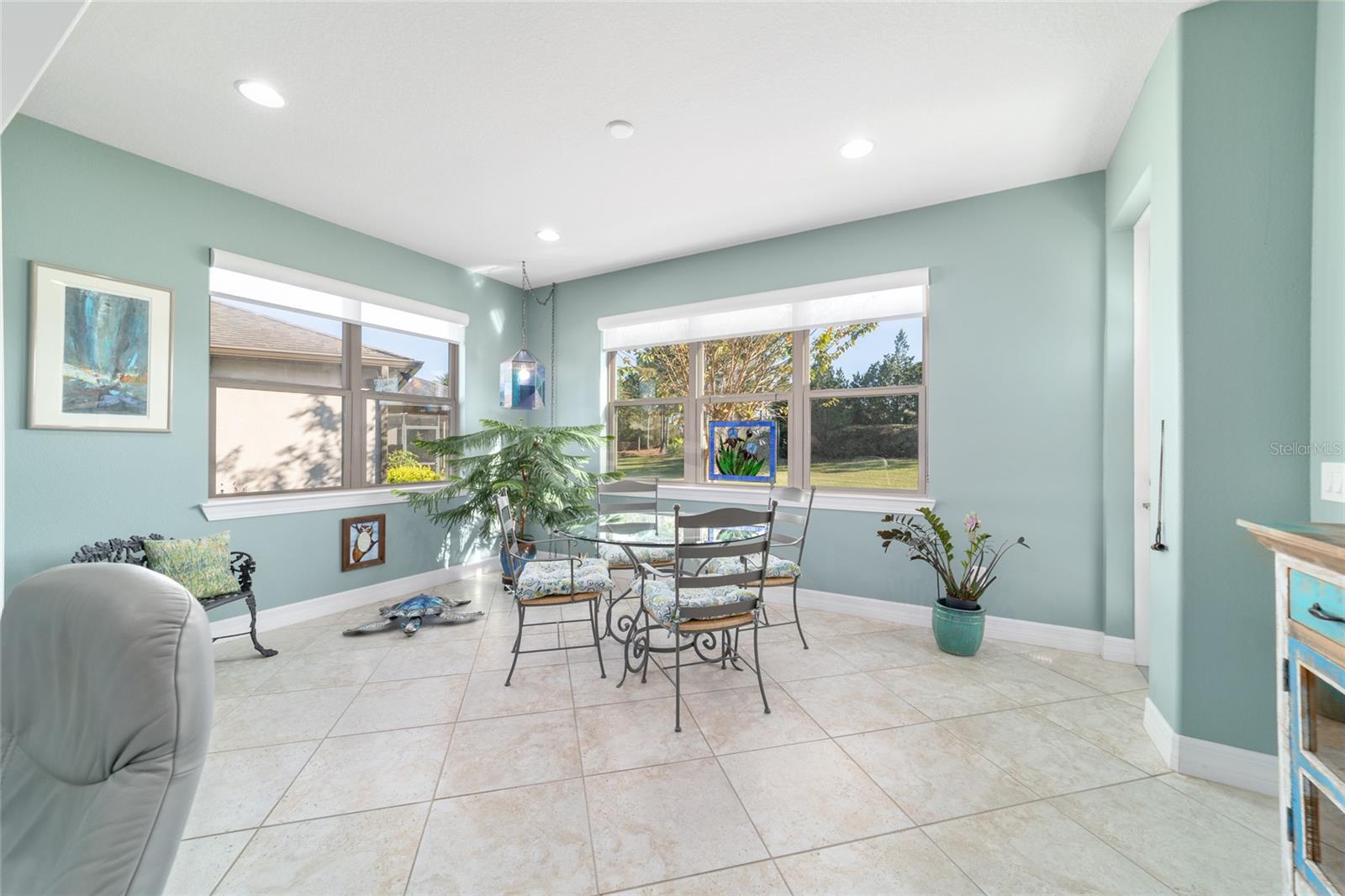 Image 24 of 69 For 10106 77th Loop