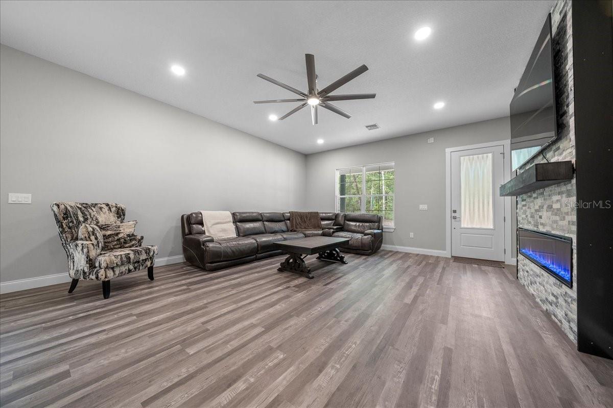 Image 40 of 78 For 252 Malauka Road