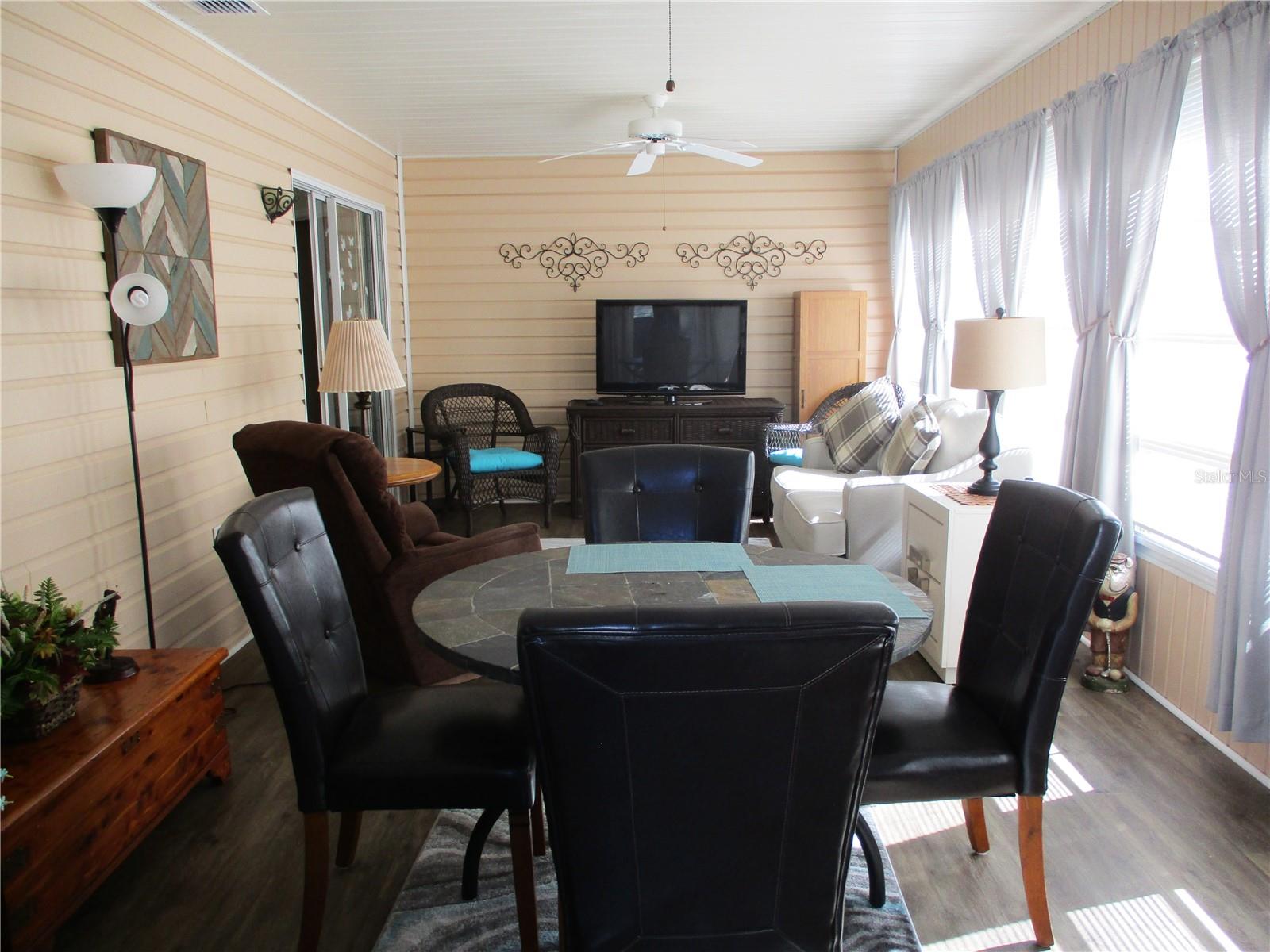 Image 21 of 84 For 11228 138th Place