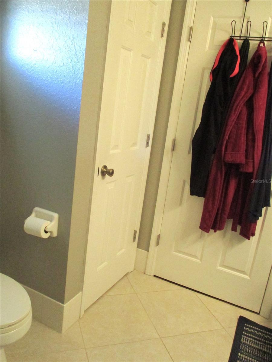 Image 34 of 84 For 11228 138th Place