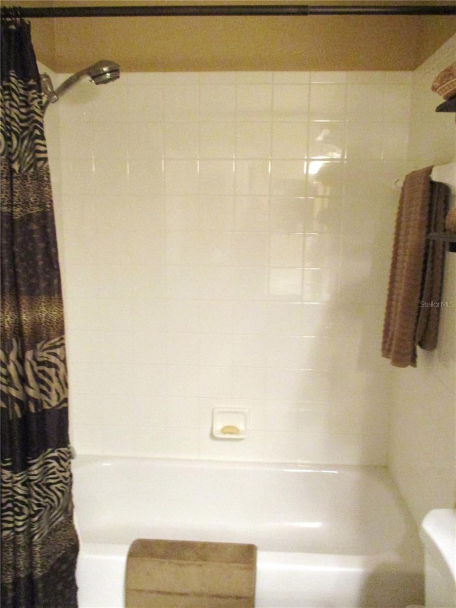 Image 42 of 84 For 11228 138th Place