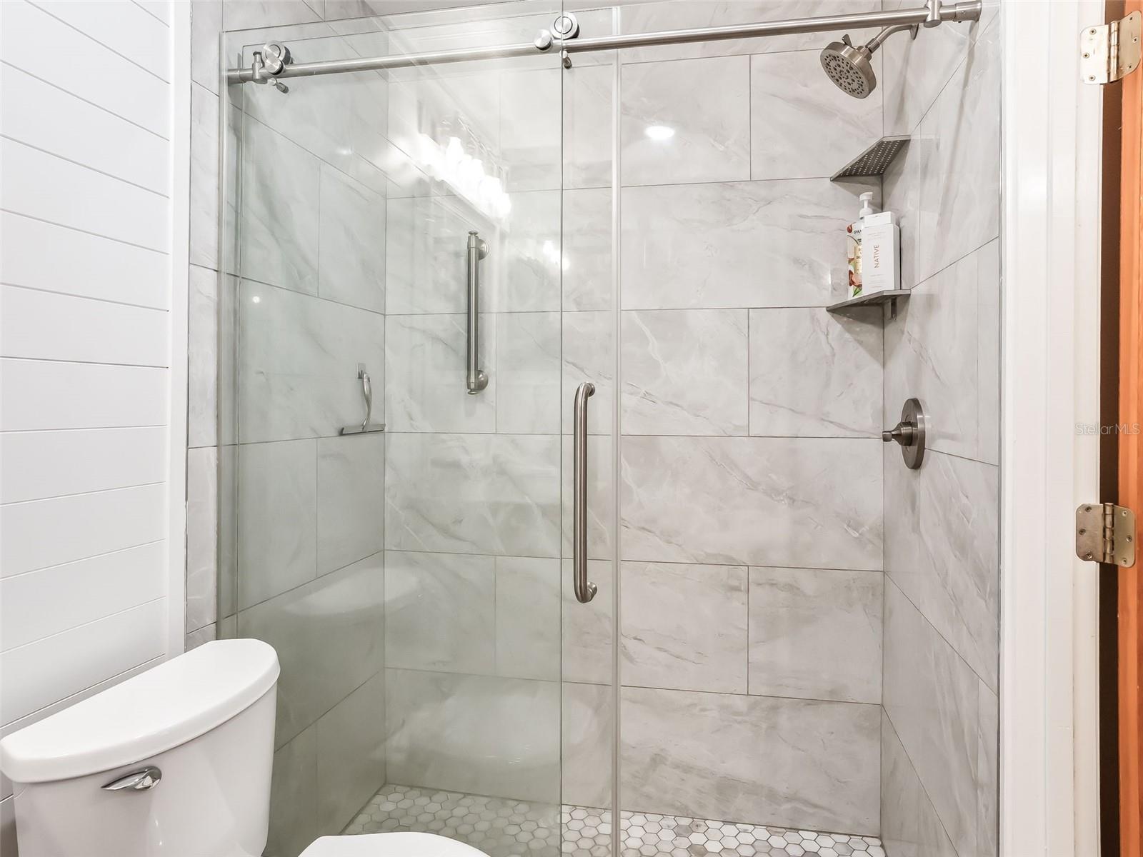 Image 16 of 47 For 1950 159th Avenue