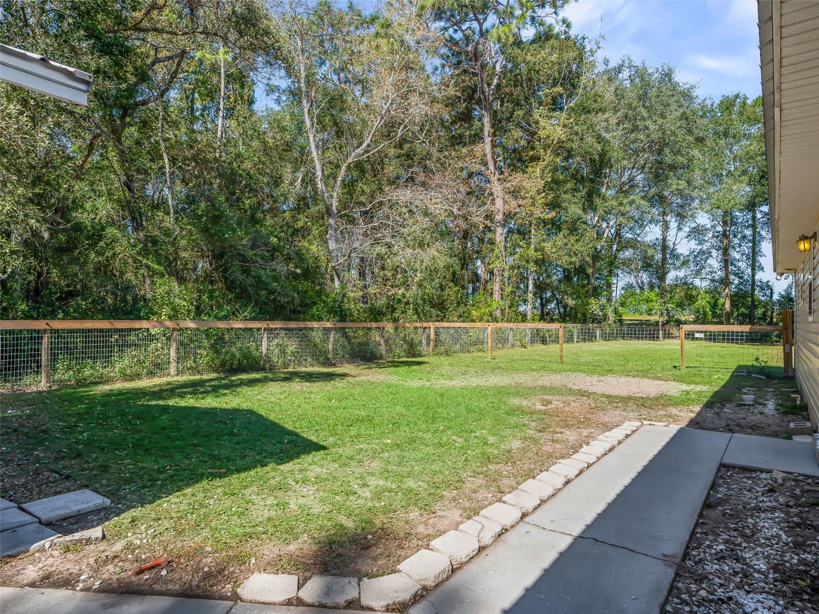 Image 23 of 47 For 1950 159th Avenue