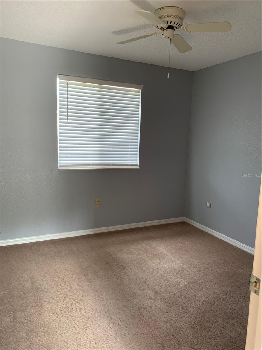 Image 8 of 15 For 10881 81st Ave Rd