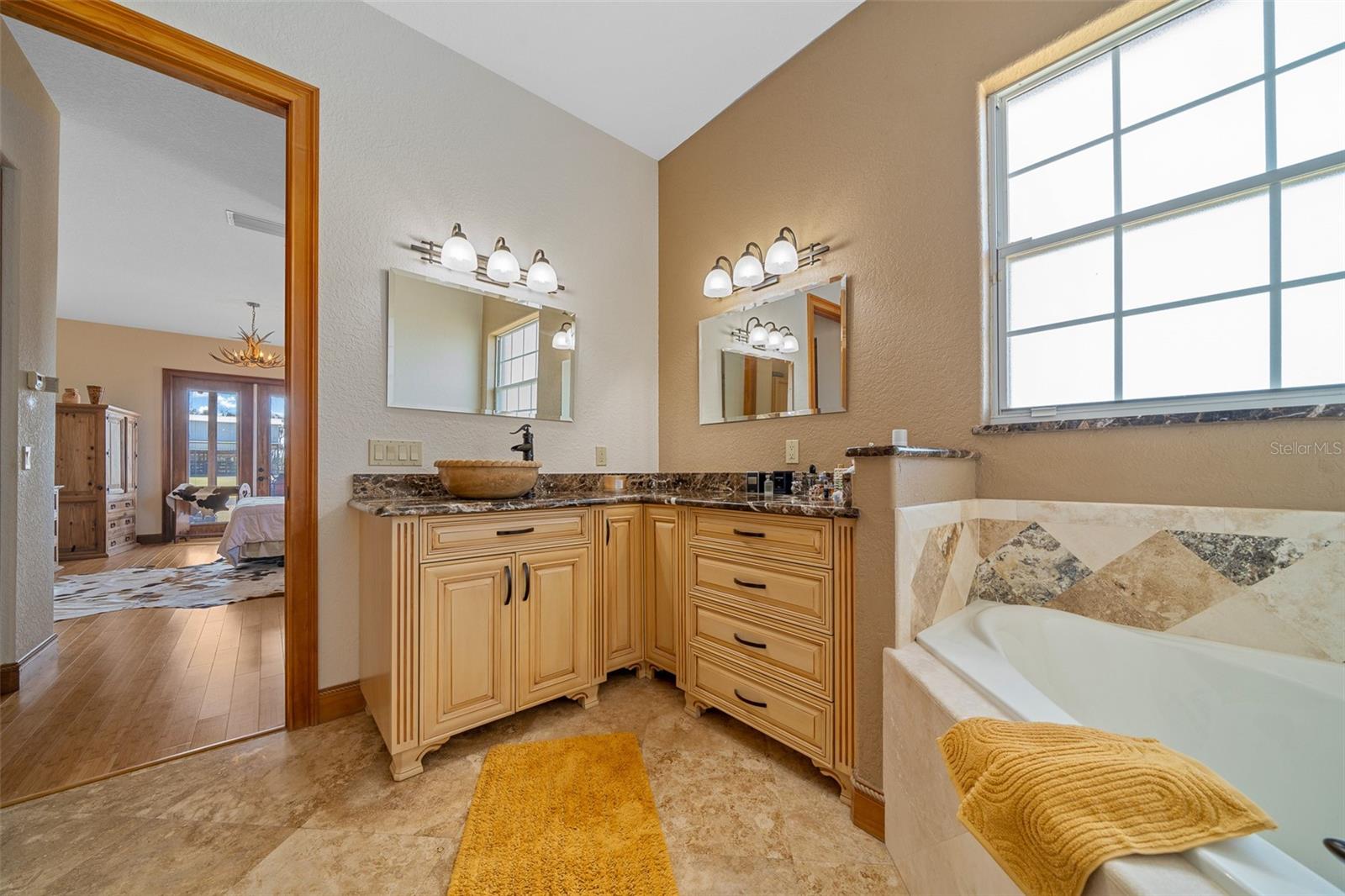 Image 24 of 57 For 2198 Highway 329