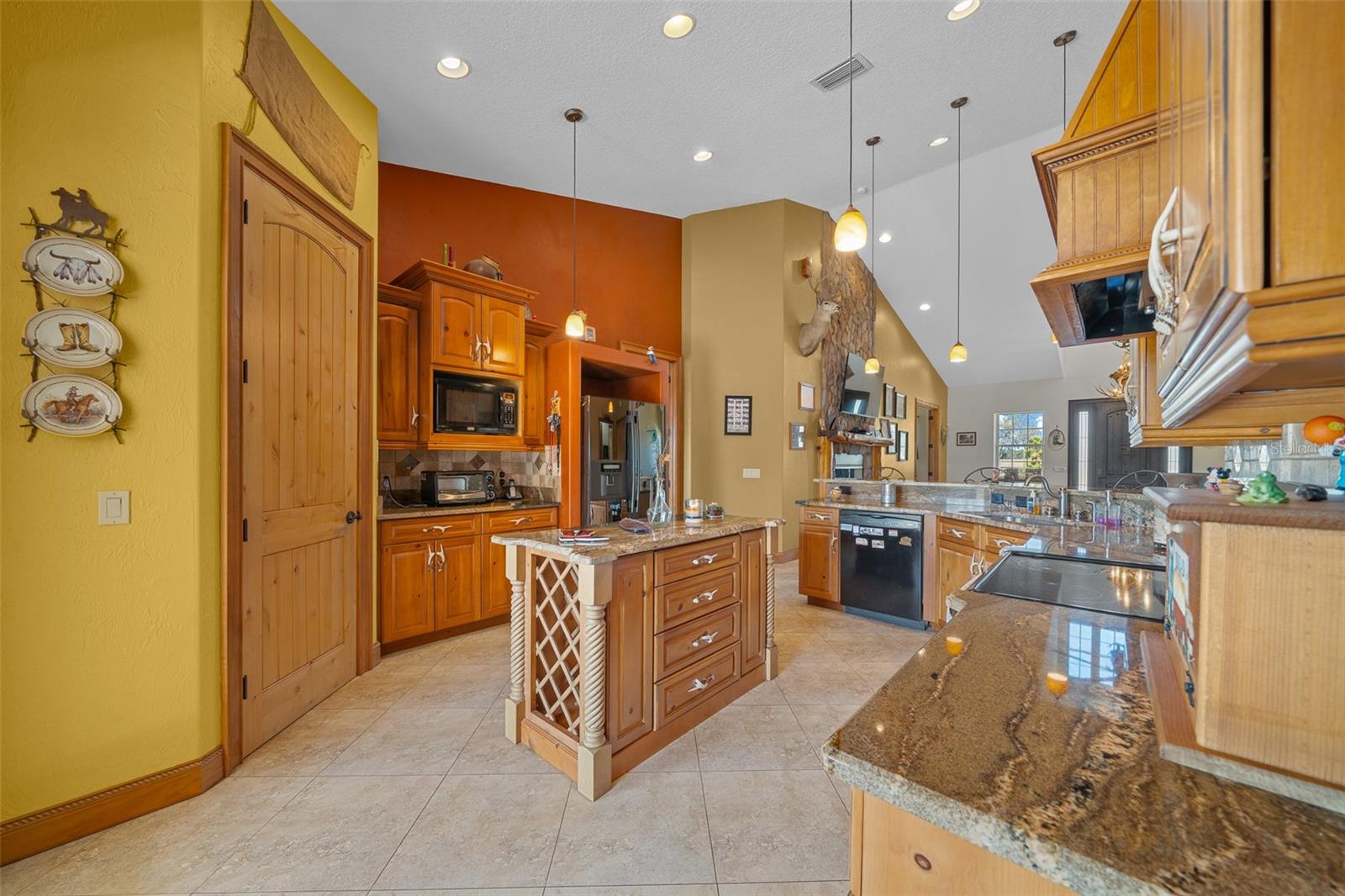 Image 35 of 57 For 2198 Highway 329