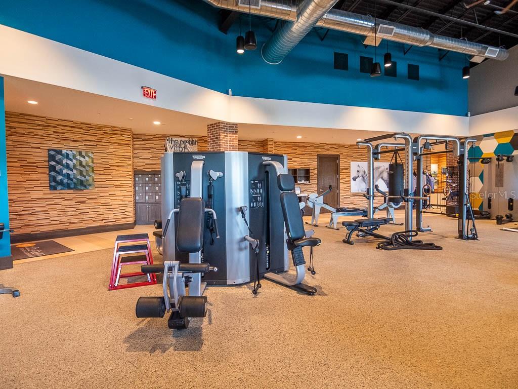 Image 30 of 58 For 5536 40th Loop