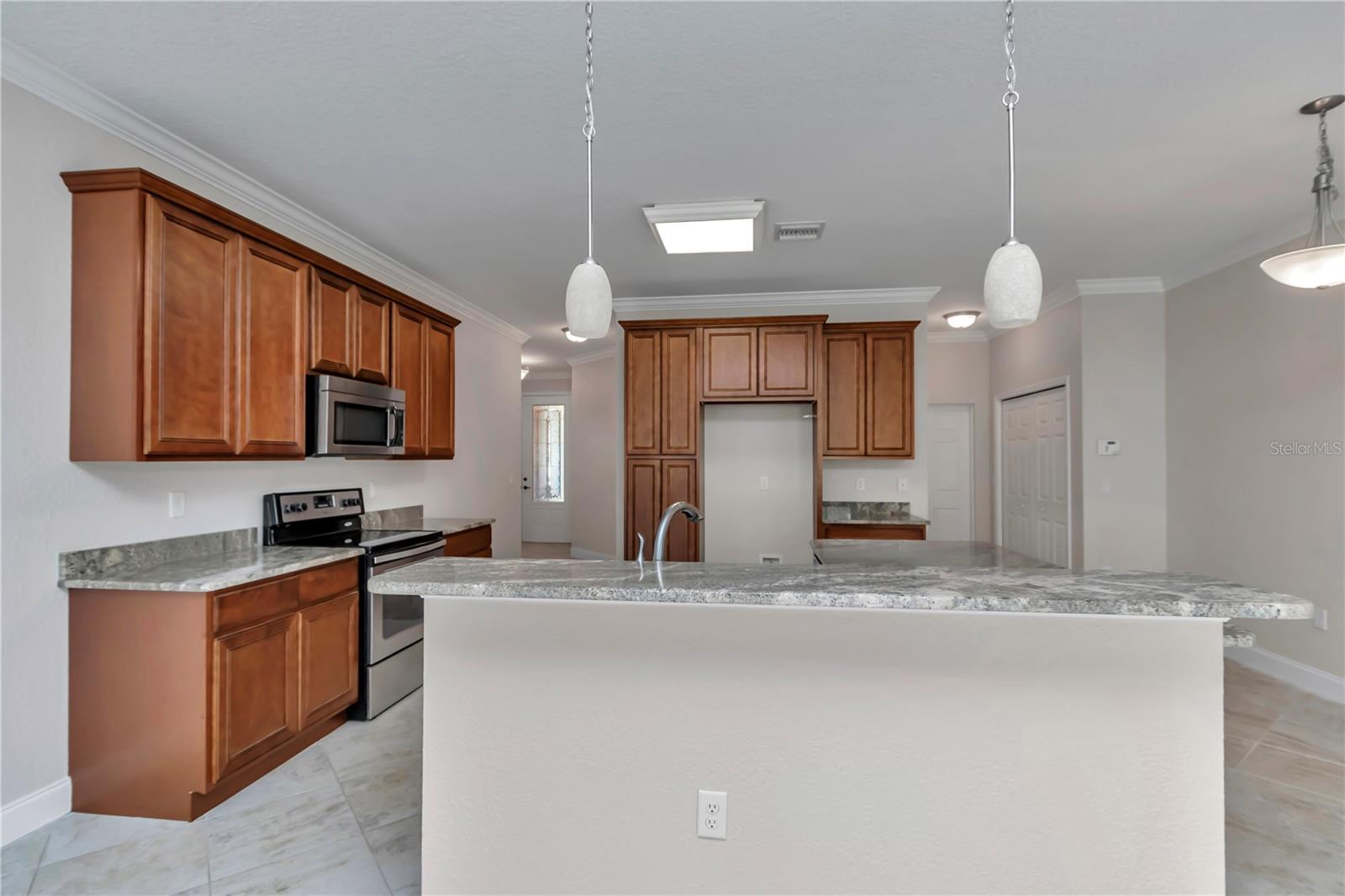 Image 10 of 42 For 2210 38th Terrace