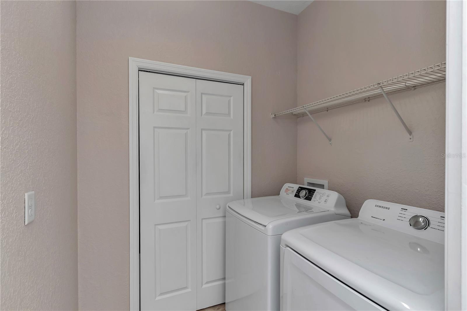 Image 27 of 42 For 2210 38th Terrace