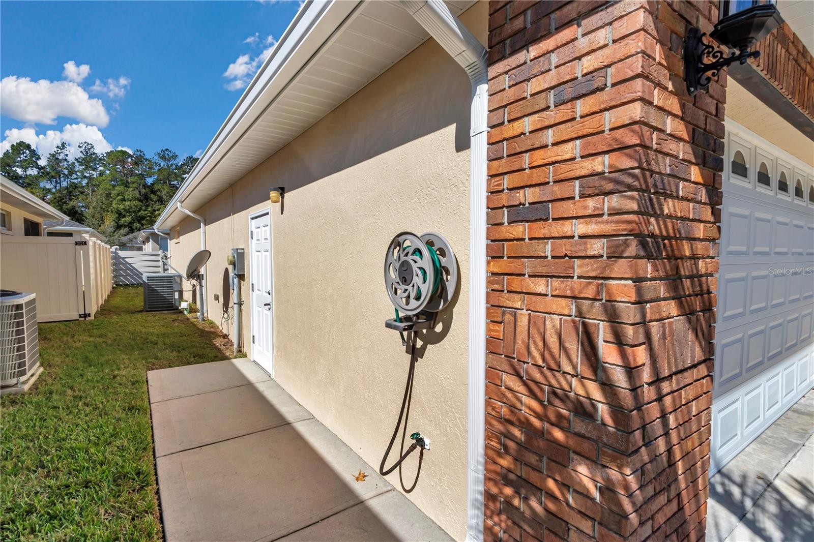 Image 36 of 42 For 2210 38th Terrace