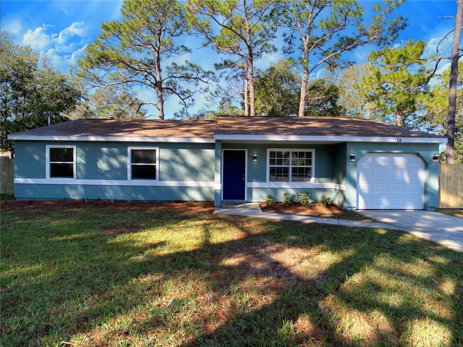 Image 14 of 39 For 18 Midway Court