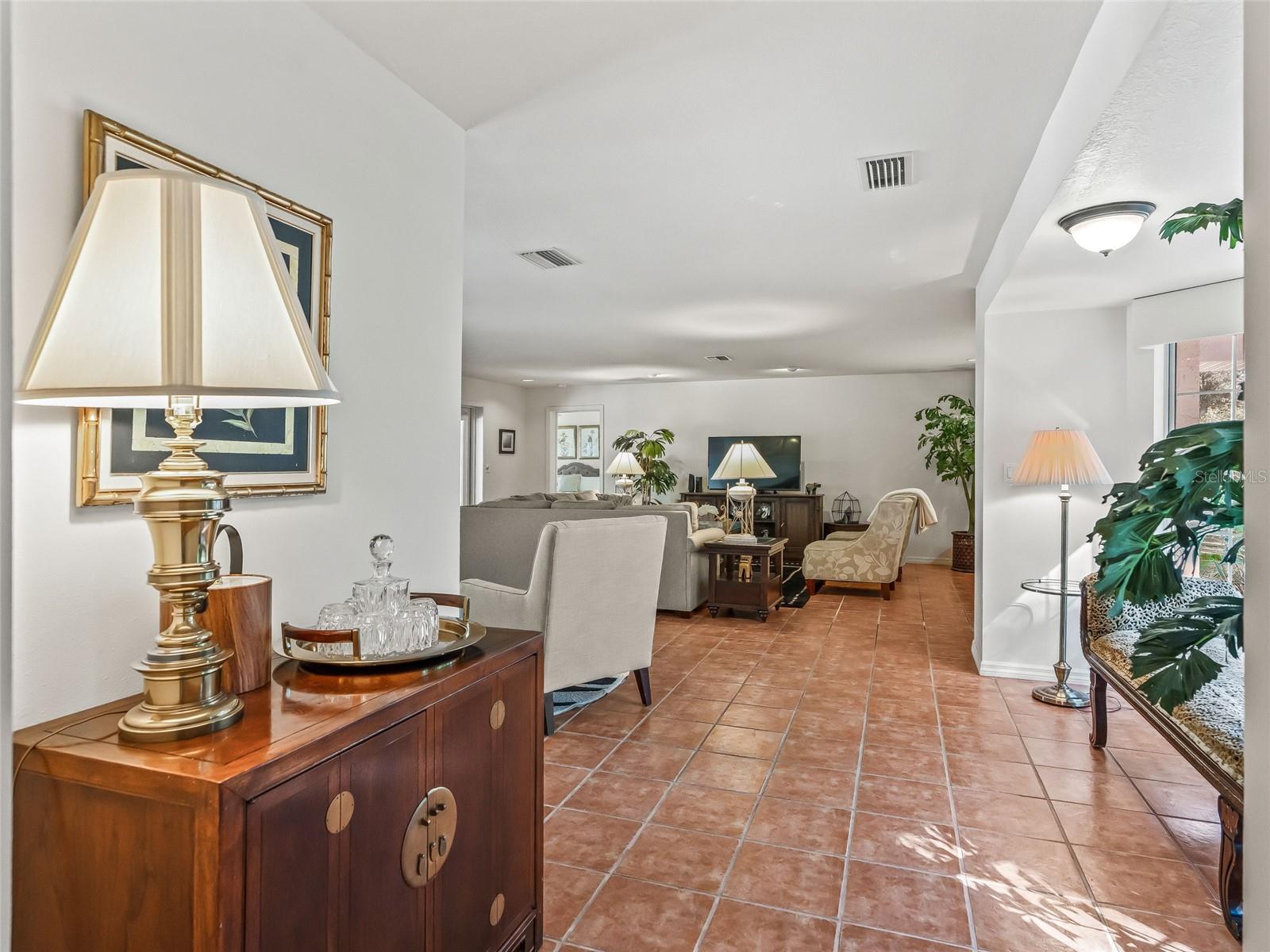 Image 13 of 69 For 22 Wood Ridge Drive