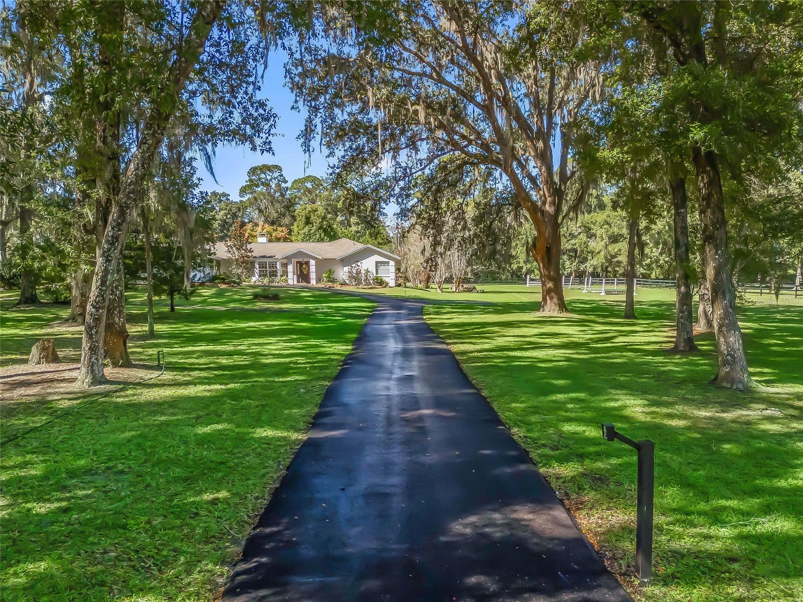 Image 3 of 69 For 22 Wood Ridge Drive