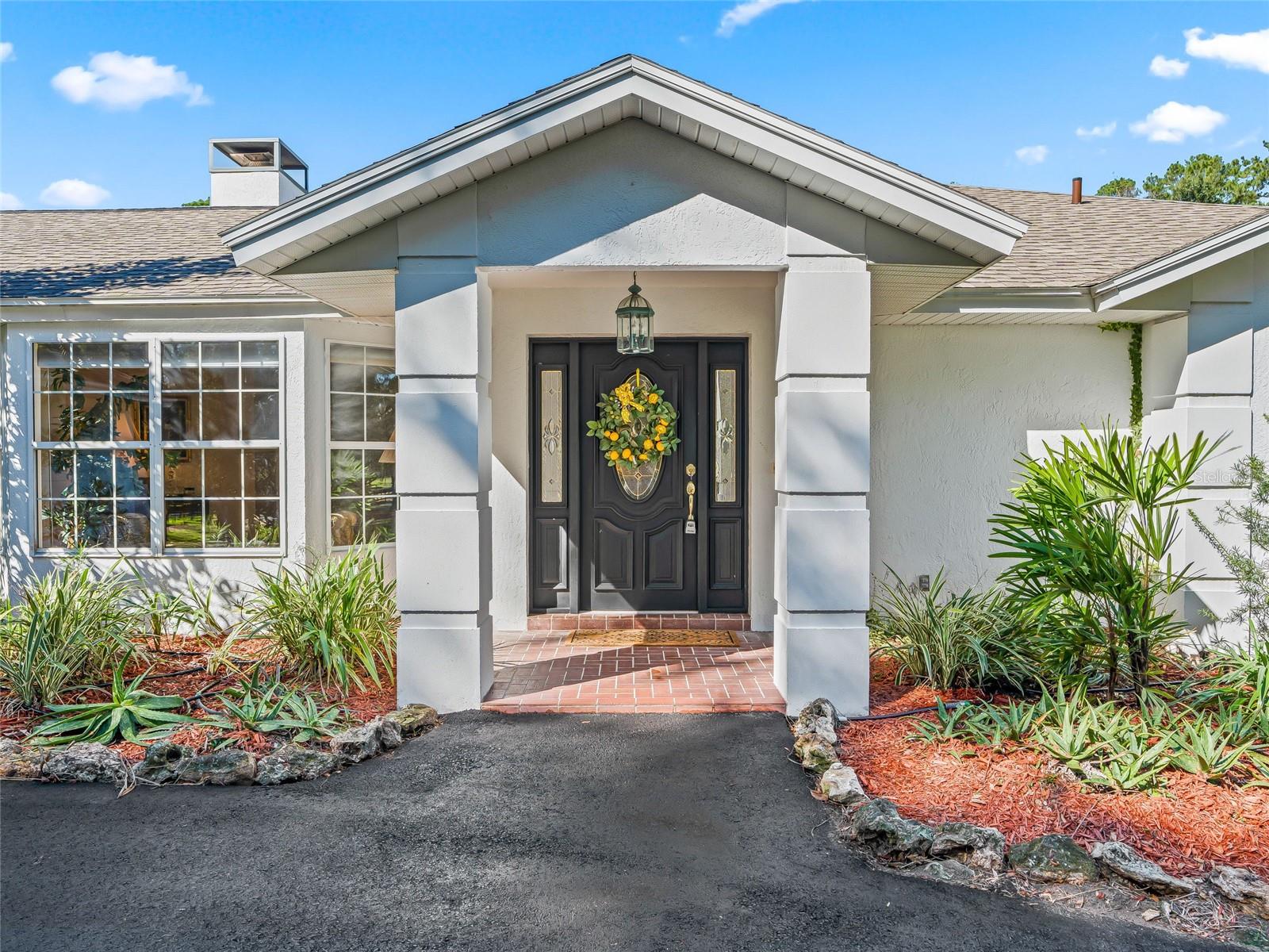 Image 4 of 69 For 22 Wood Ridge Drive