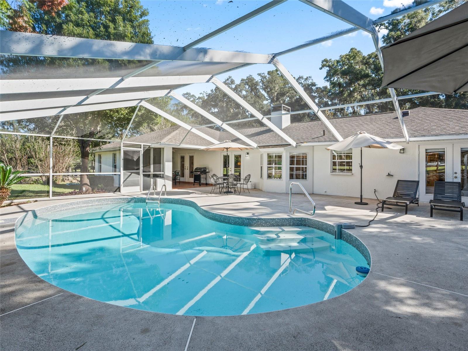 Image 42 of 69 For 22 Wood Ridge Drive