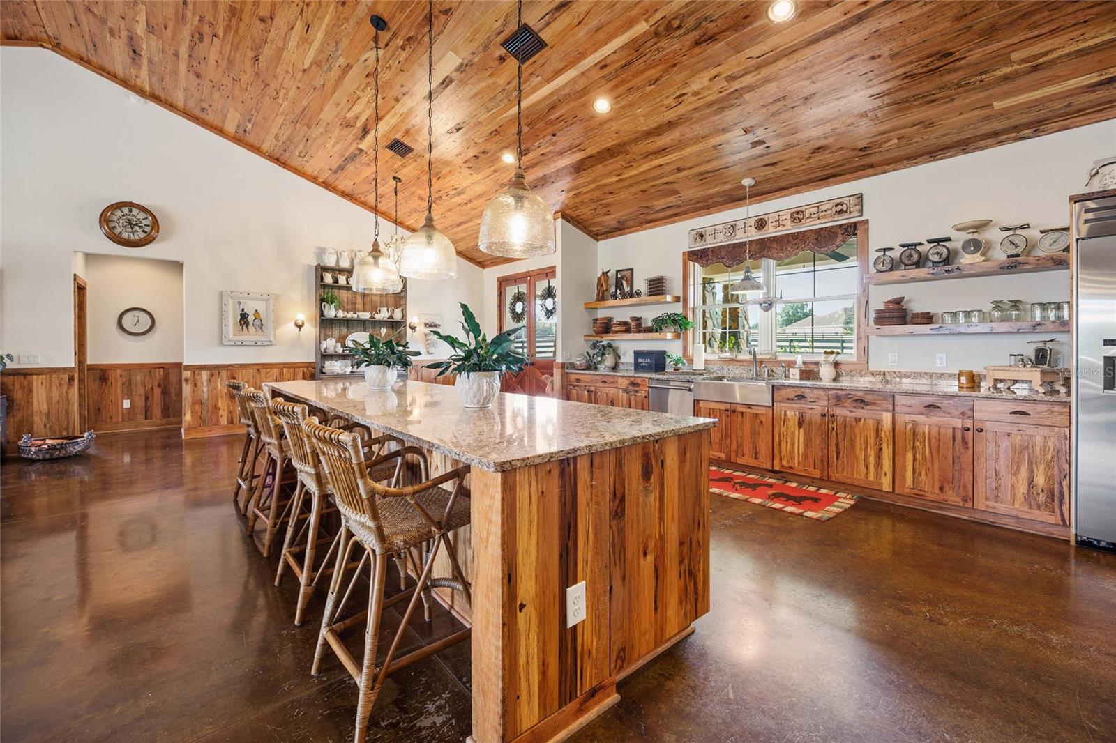 Image 12 of 99 For 41526 Saddle Ridge Lane