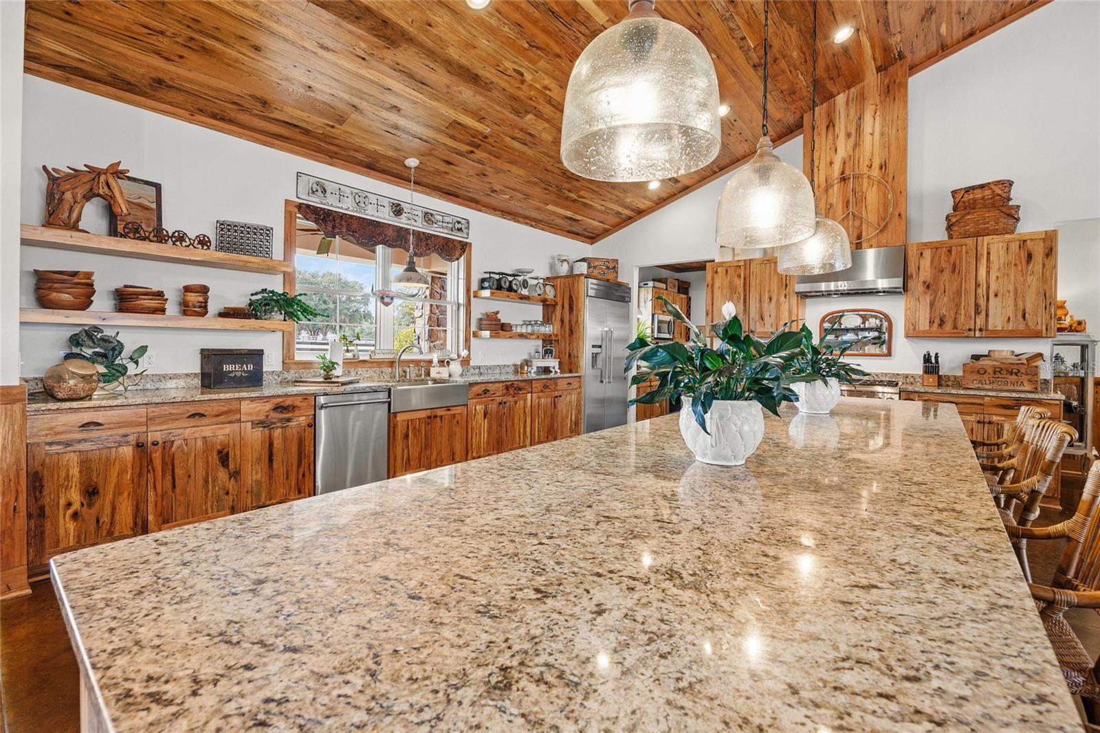 Image 18 of 99 For 41526 Saddle Ridge Lane