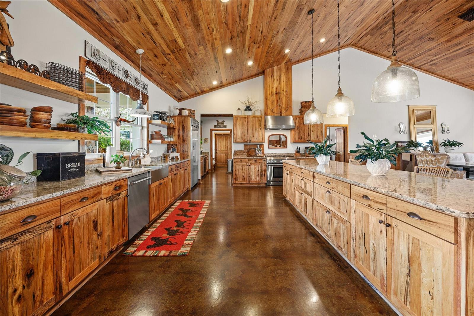 Image 19 of 99 For 41526 Saddle Ridge Lane