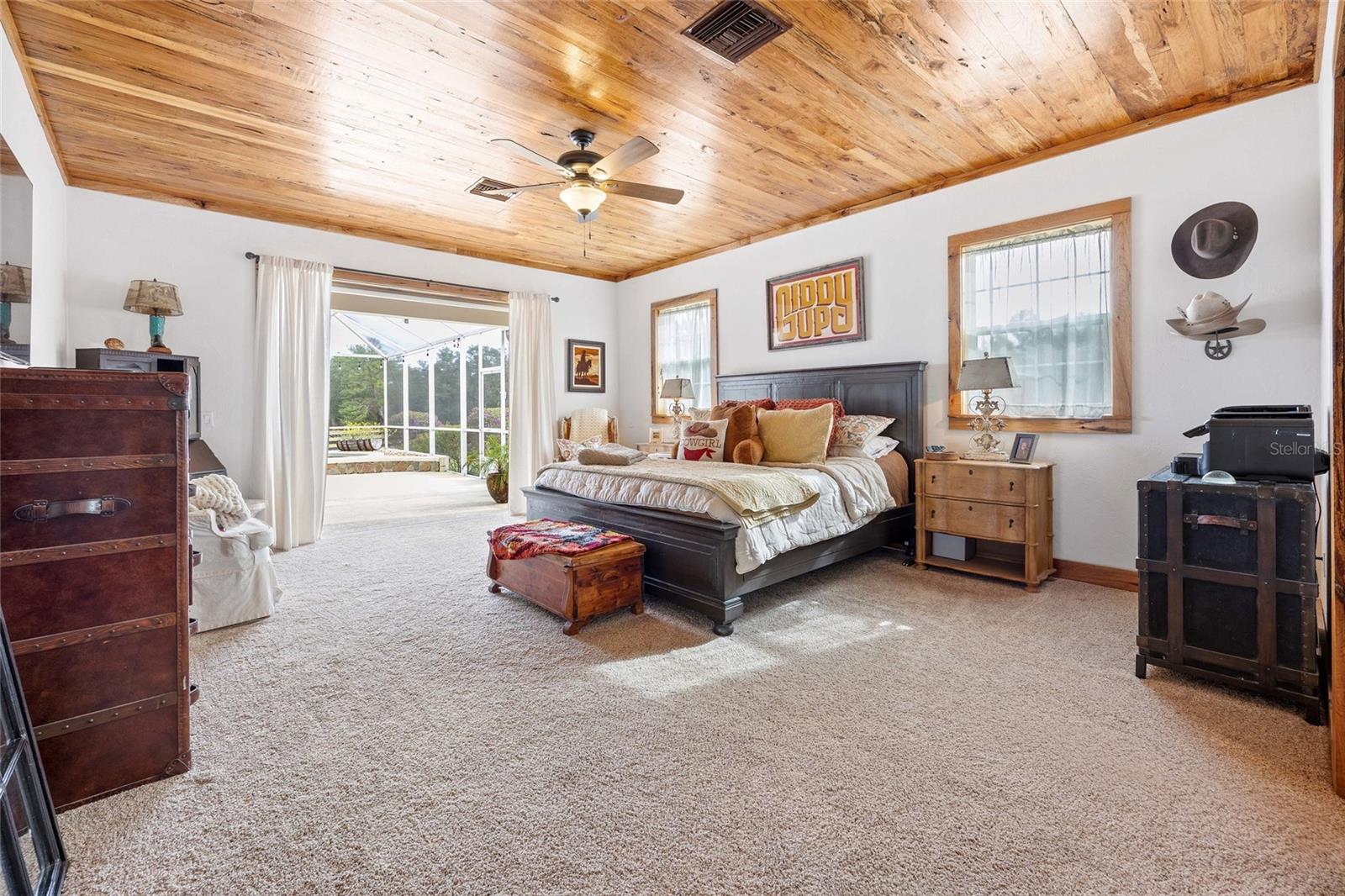 Image 32 of 99 For 41526 Saddle Ridge Lane