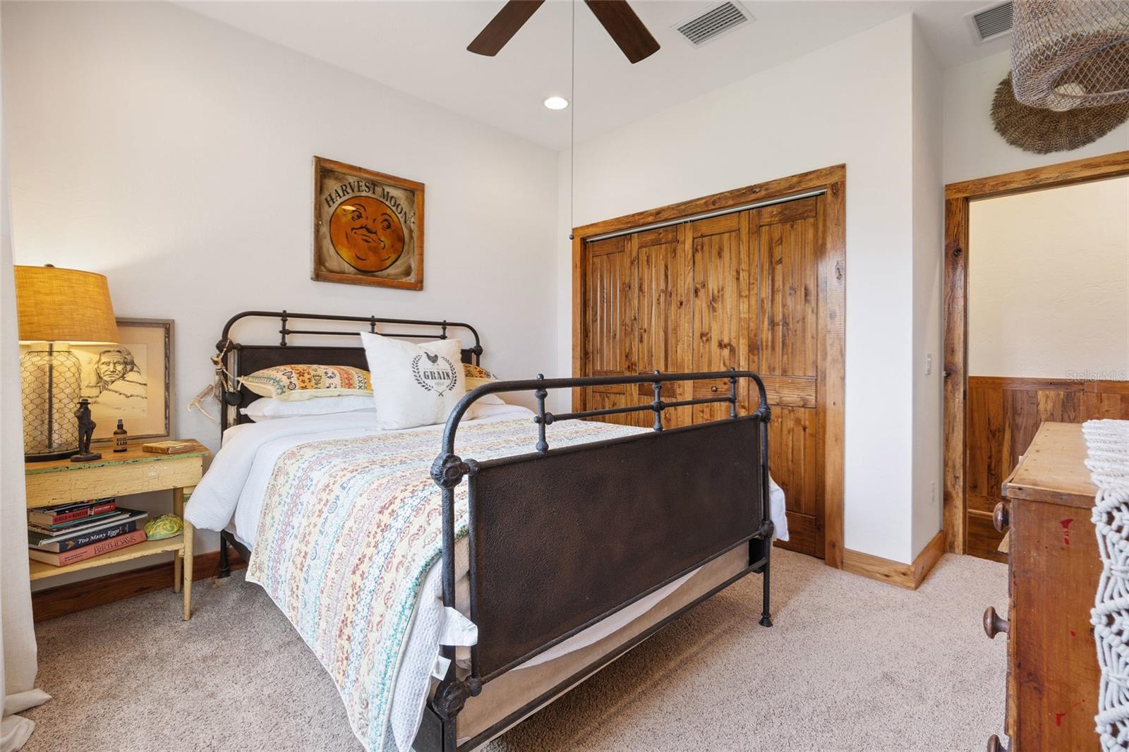 Image 35 of 99 For 41526 Saddle Ridge Lane