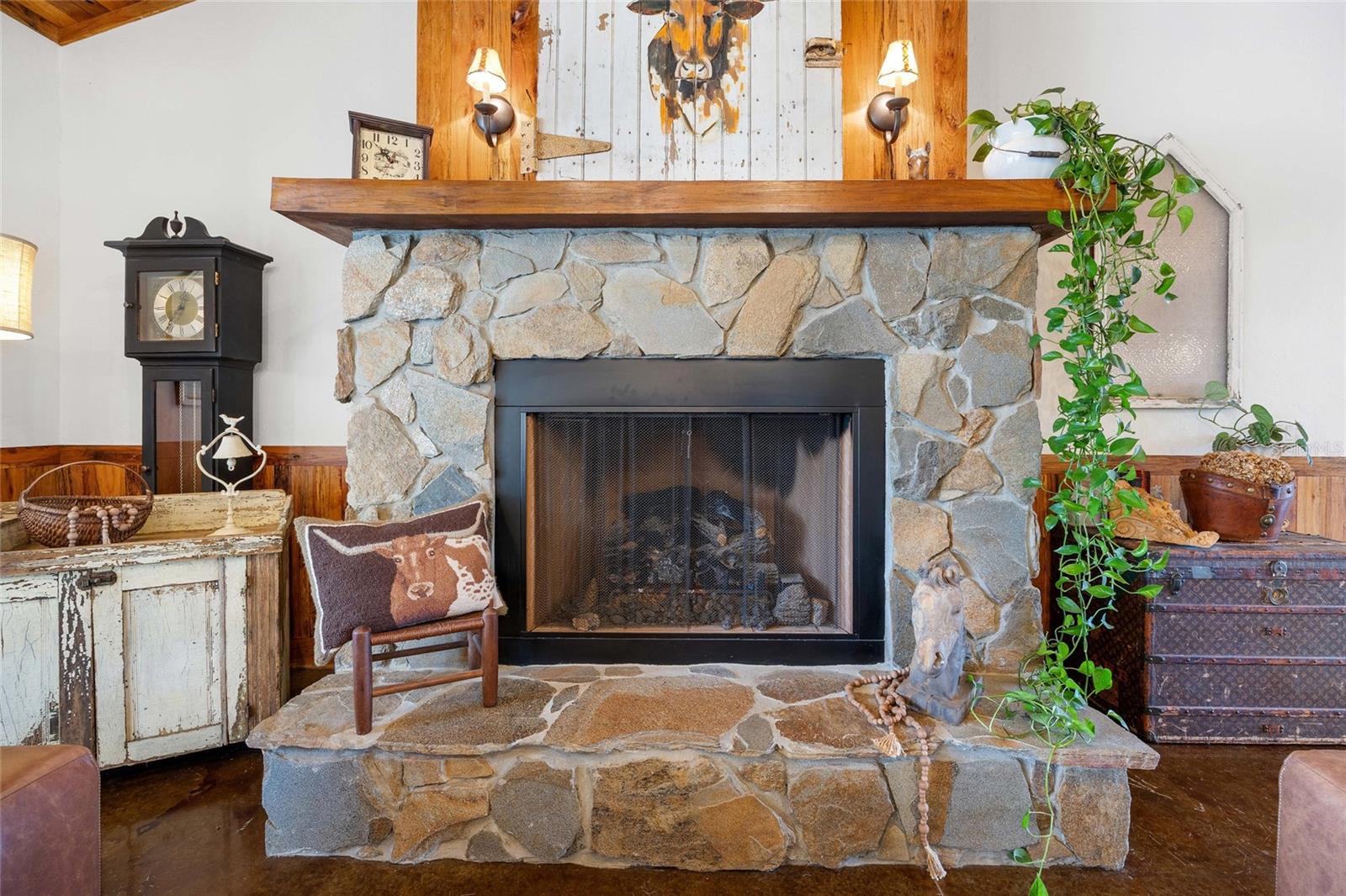 Image 58 of 99 For 41526 Saddle Ridge Lane