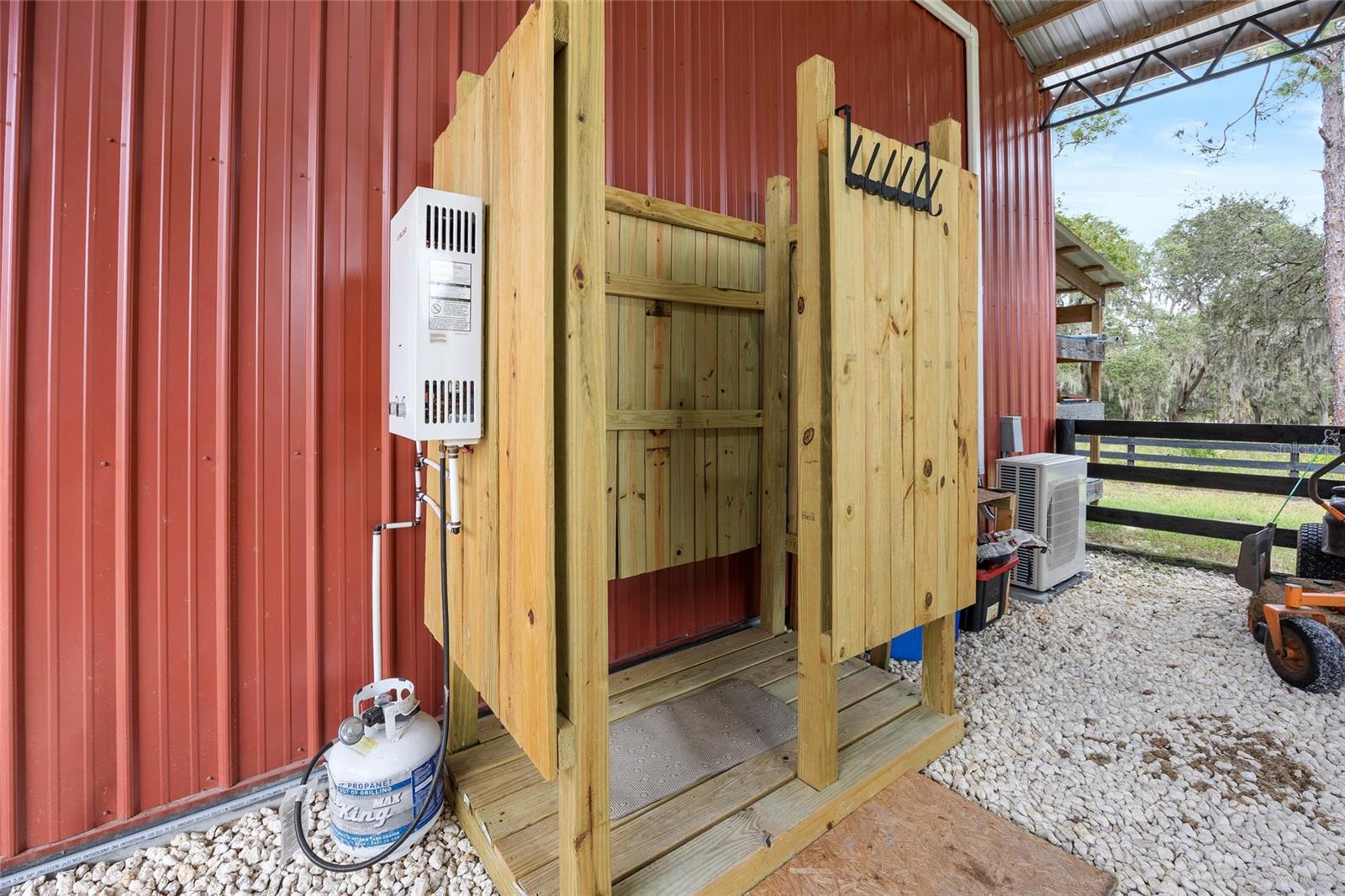 Image 76 of 99 For 41526 Saddle Ridge Lane