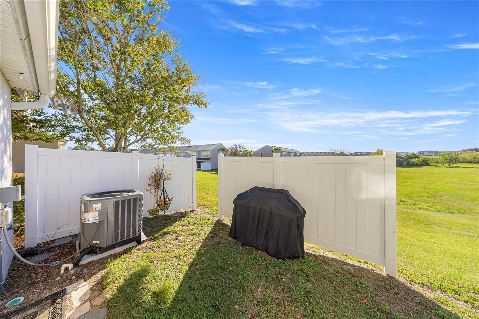 Image 22 of 35 For 4908 45th Circle