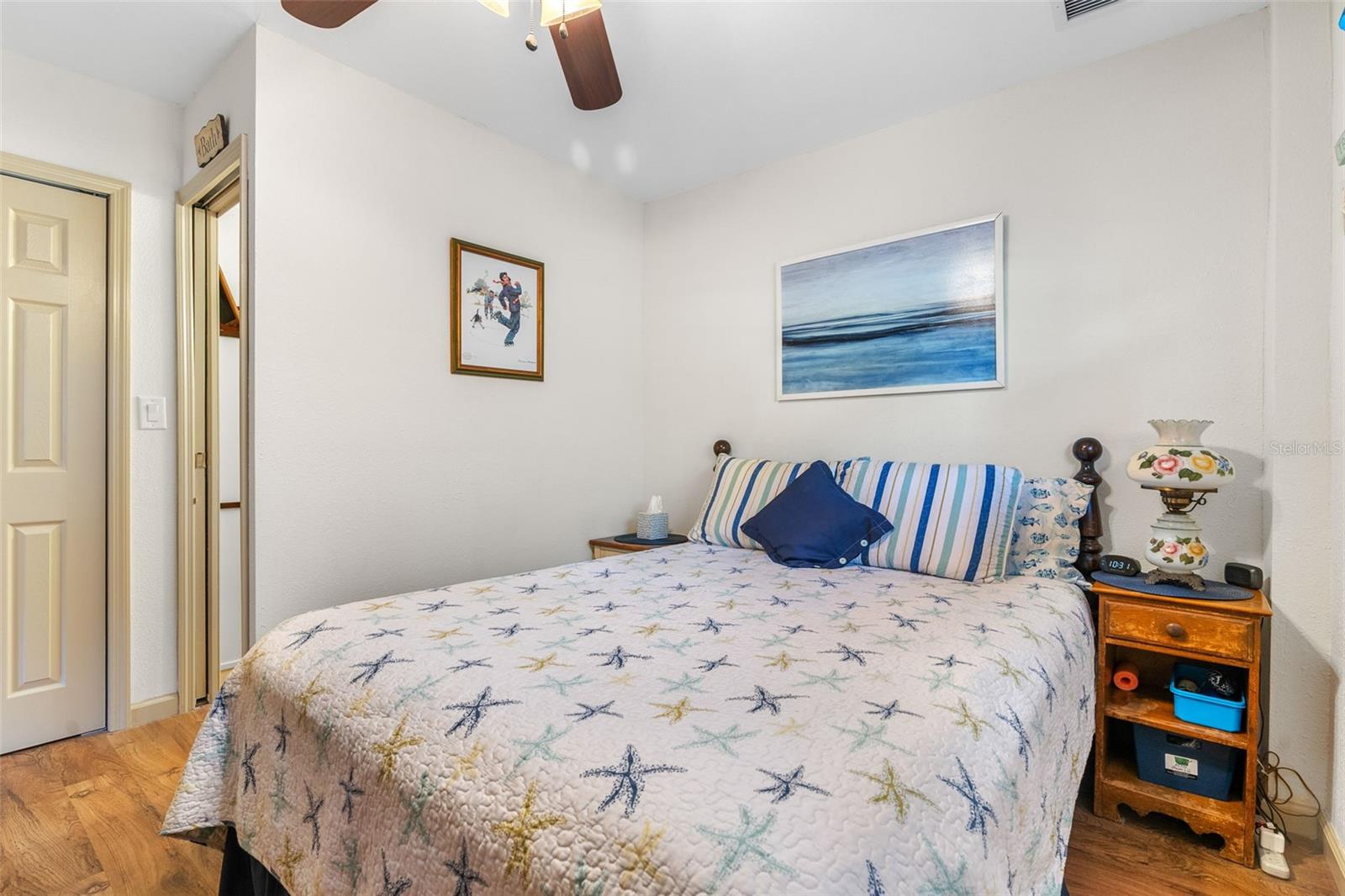 Listing photo id 48 for 5633 Nobis Circle