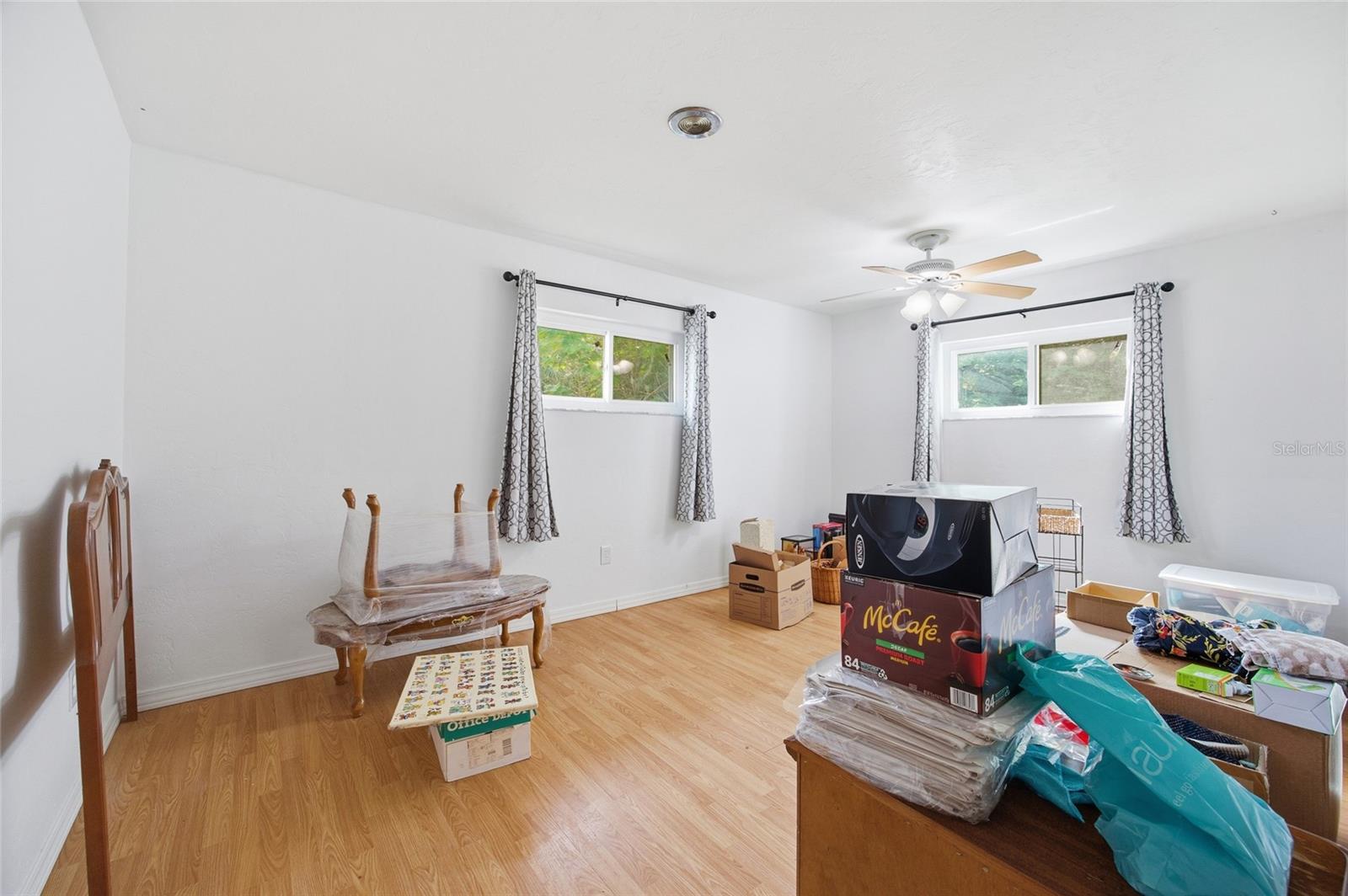 Image 24 of 46 For 21133 75th Avenue