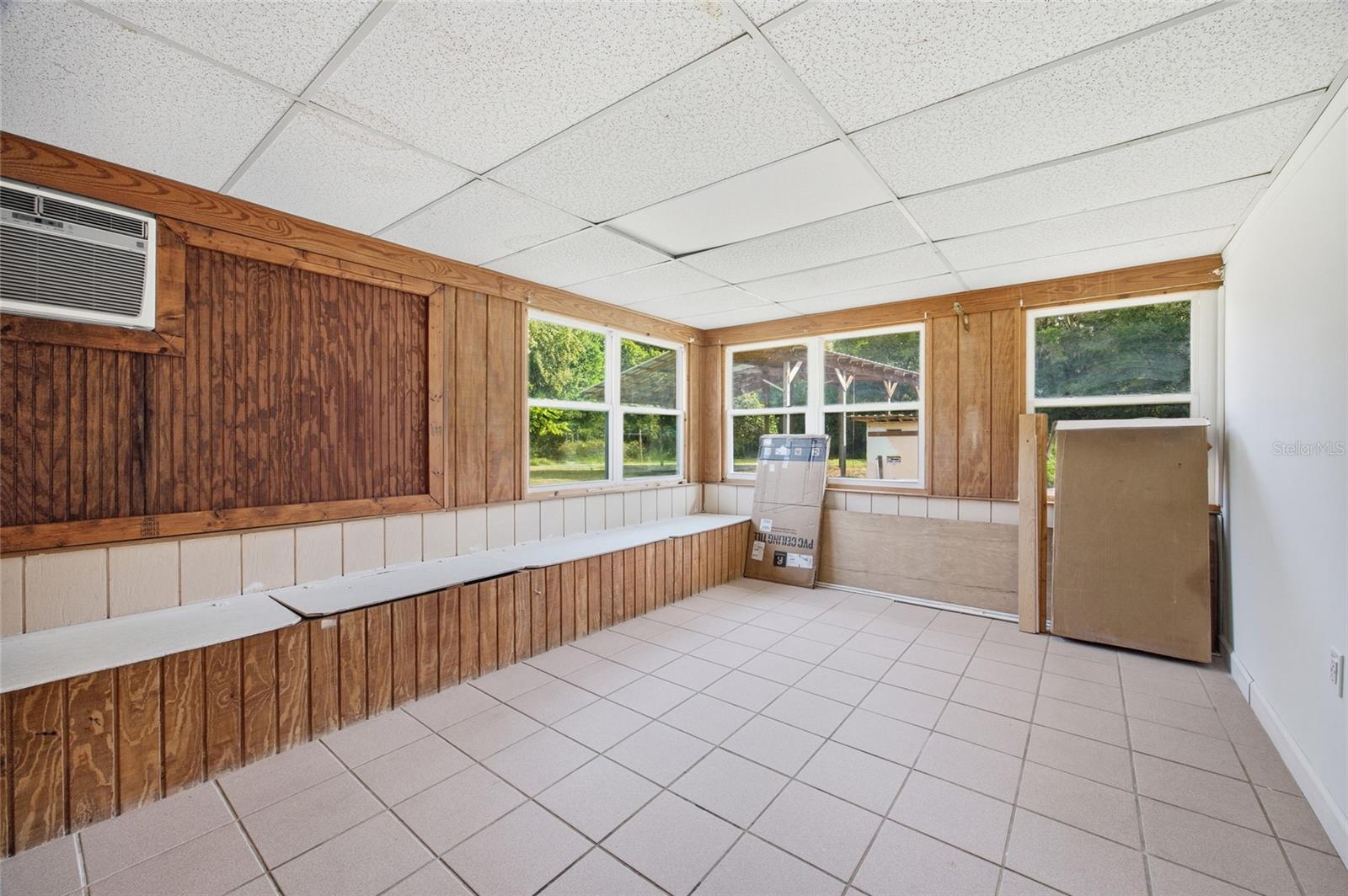 Image 31 of 46 For 21133 75th Avenue