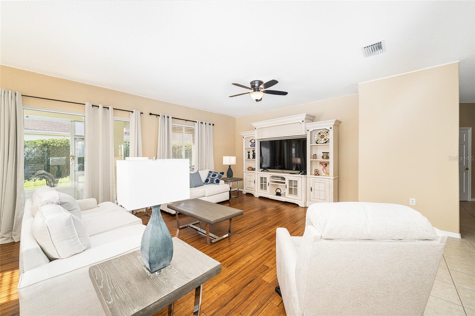 Image 22 of 61 For 12546 92nd Terrace