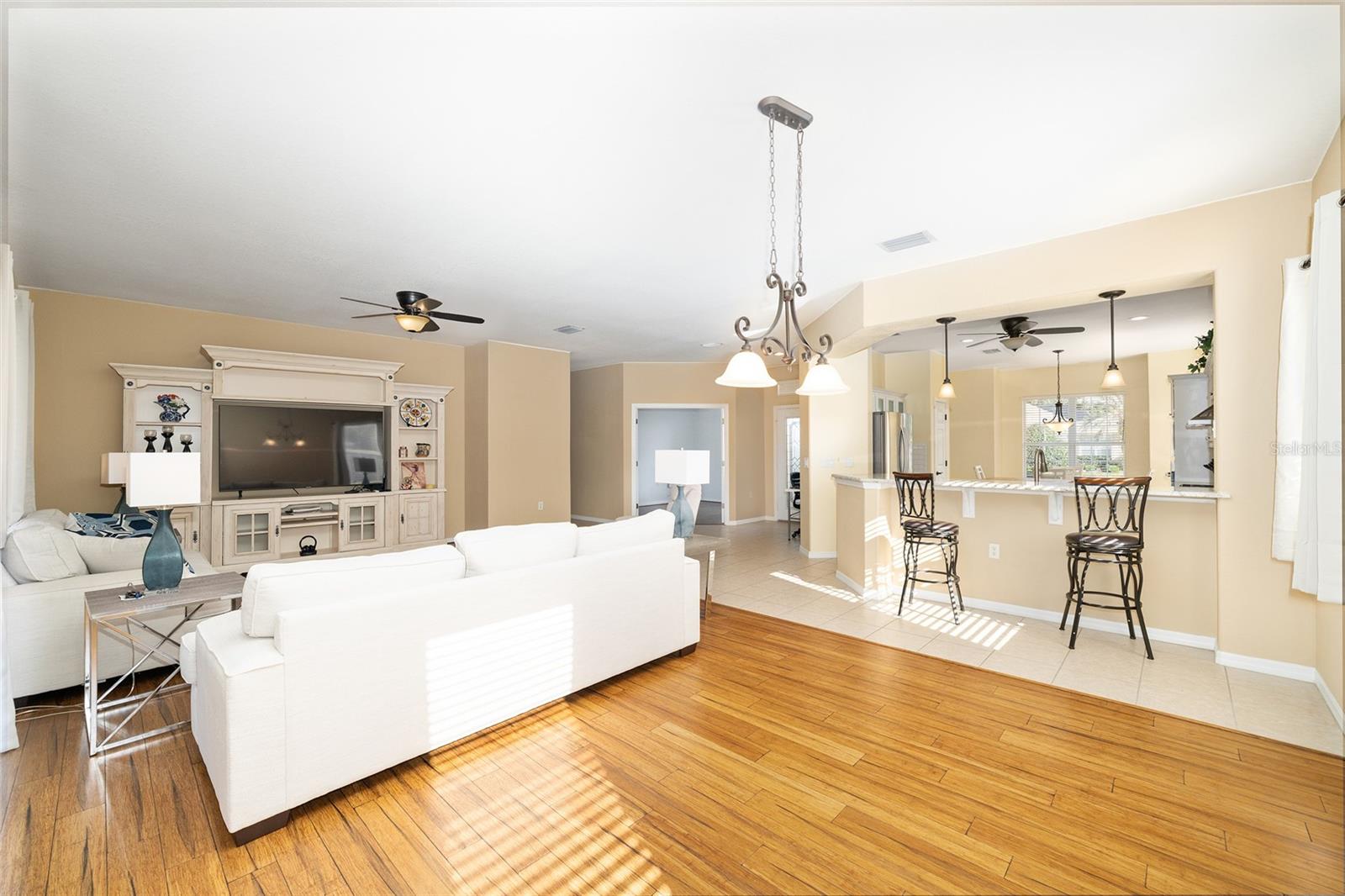 Image 24 of 61 For 12546 92nd Terrace