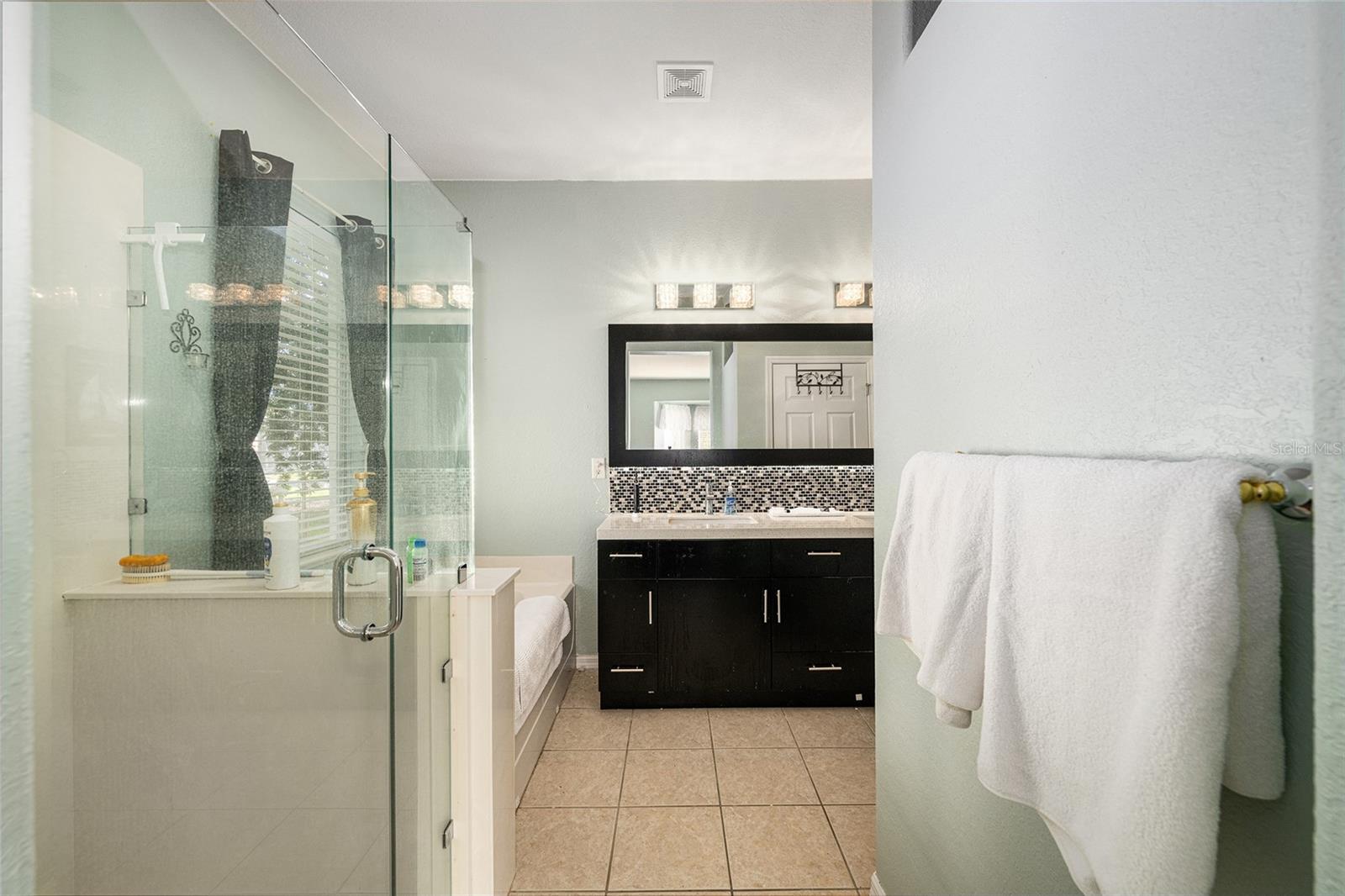 Image 27 of 61 For 12546 92nd Terrace