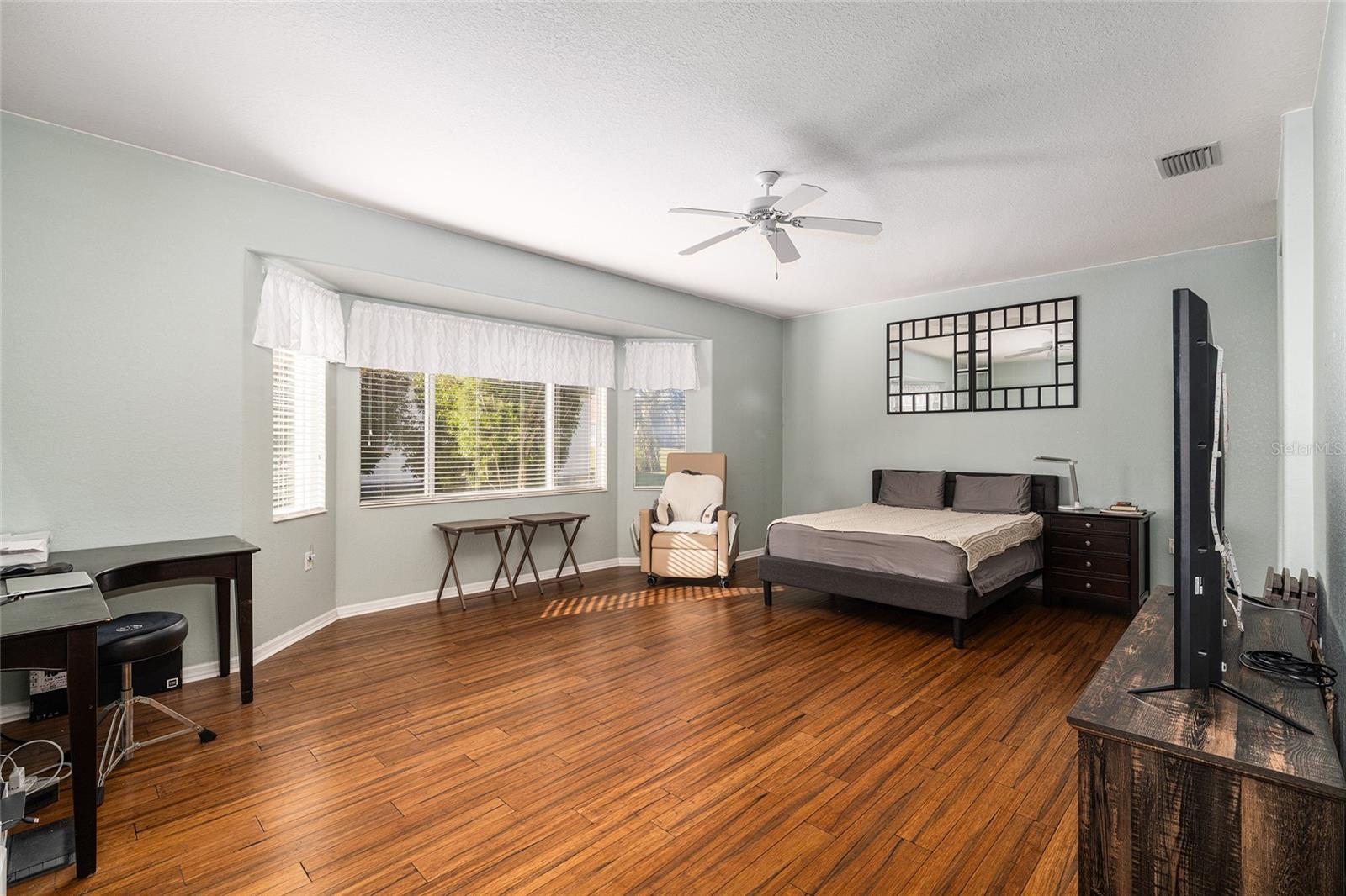 Image 31 of 61 For 12546 92nd Terrace