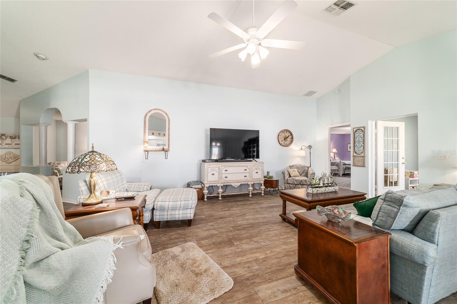 Image 18 of 67 For 9109 93rd Circle