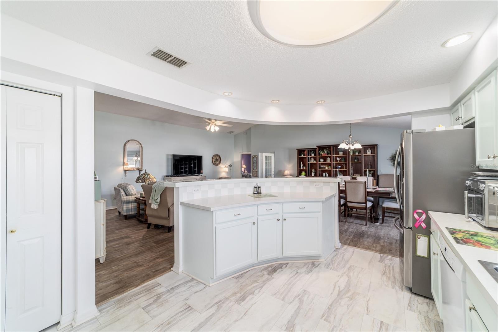 Image 35 of 67 For 9109 93rd Circle