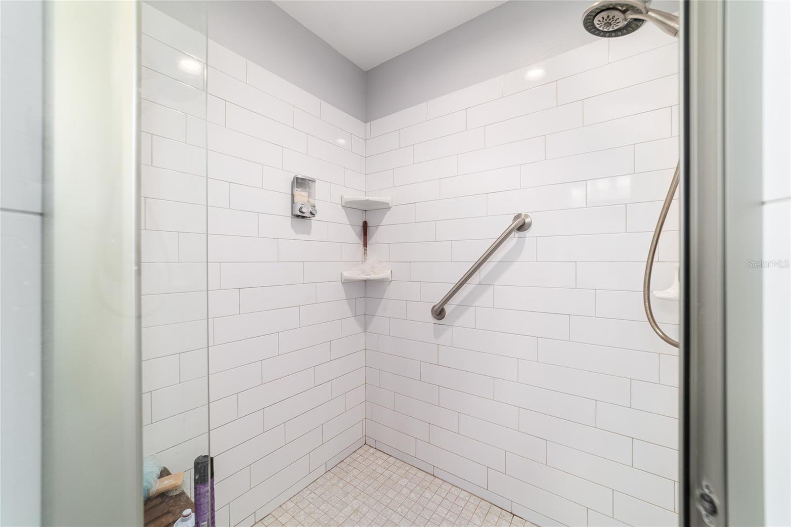 Image 45 of 67 For 9109 93rd Circle