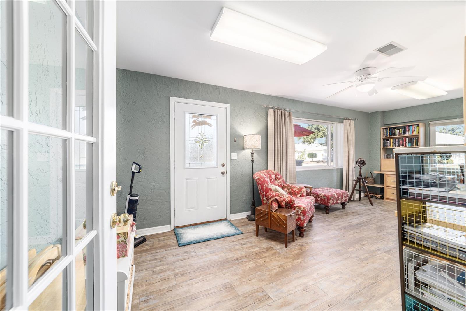 Image 54 of 67 For 9109 93rd Circle