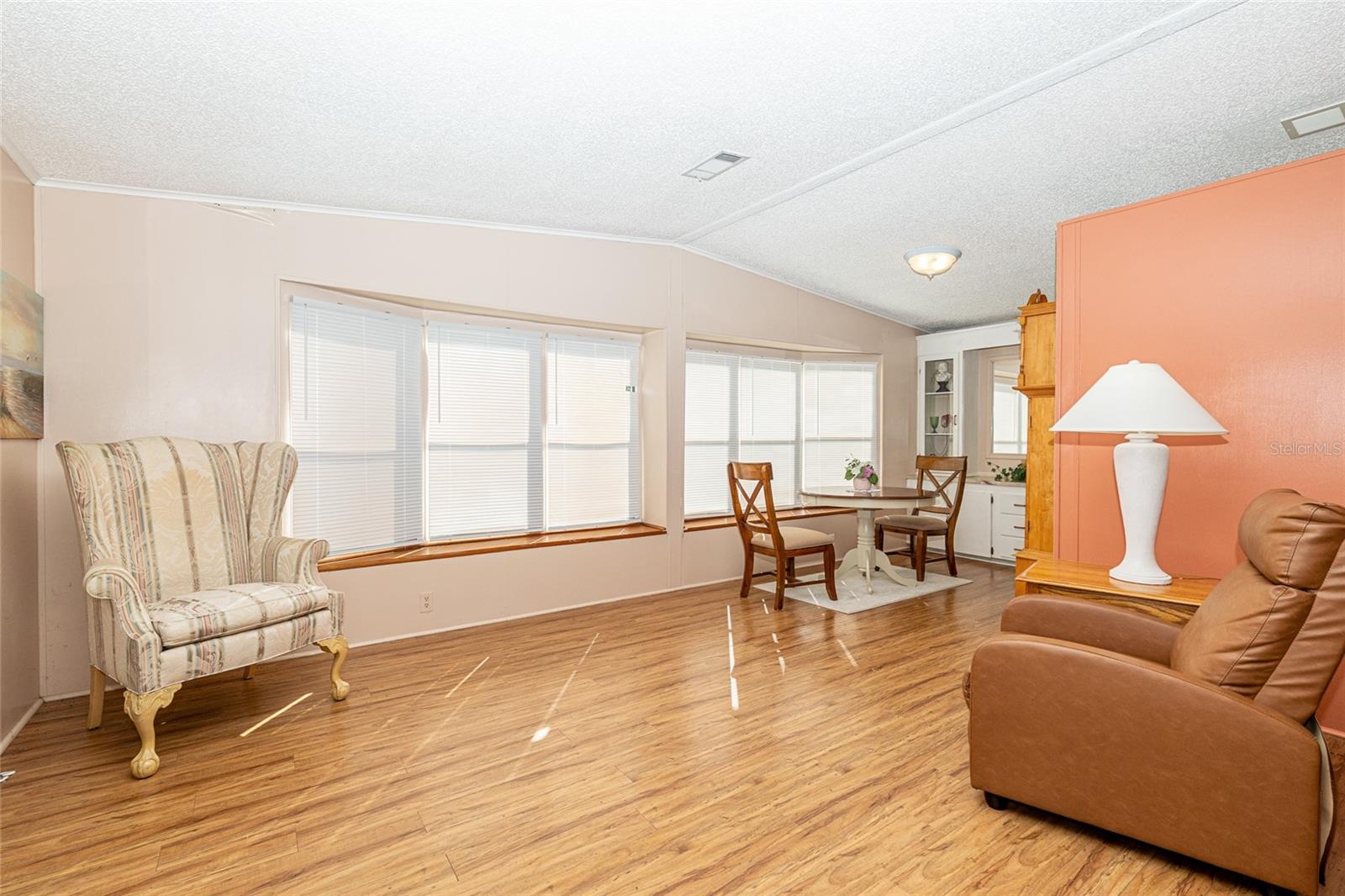 Image 10 of 45 For 10085 126th Place