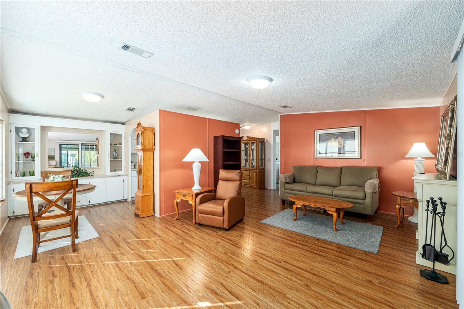 Image 12 of 45 For 10085 126th Place