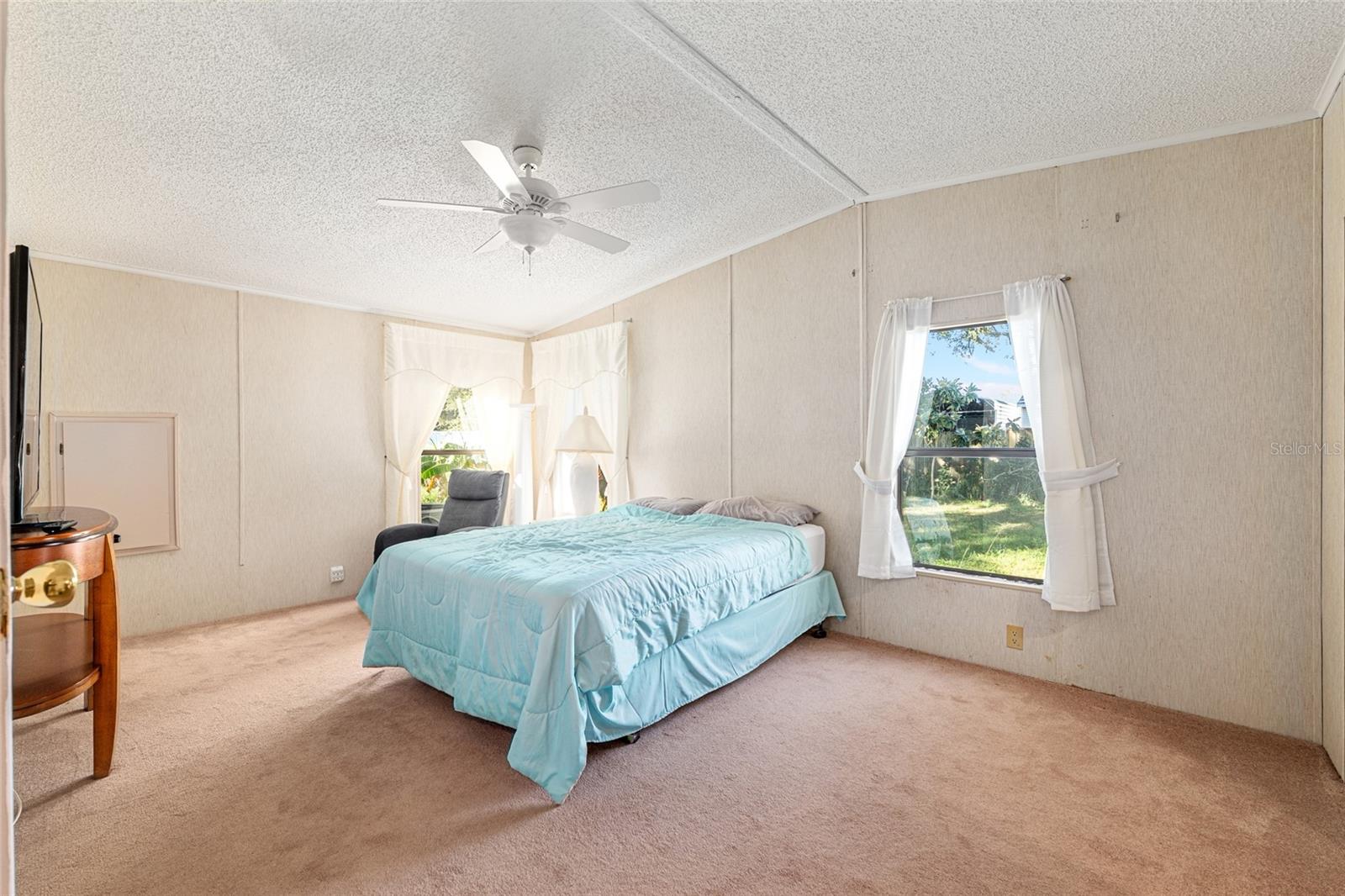 Image 22 of 45 For 10085 126th Place