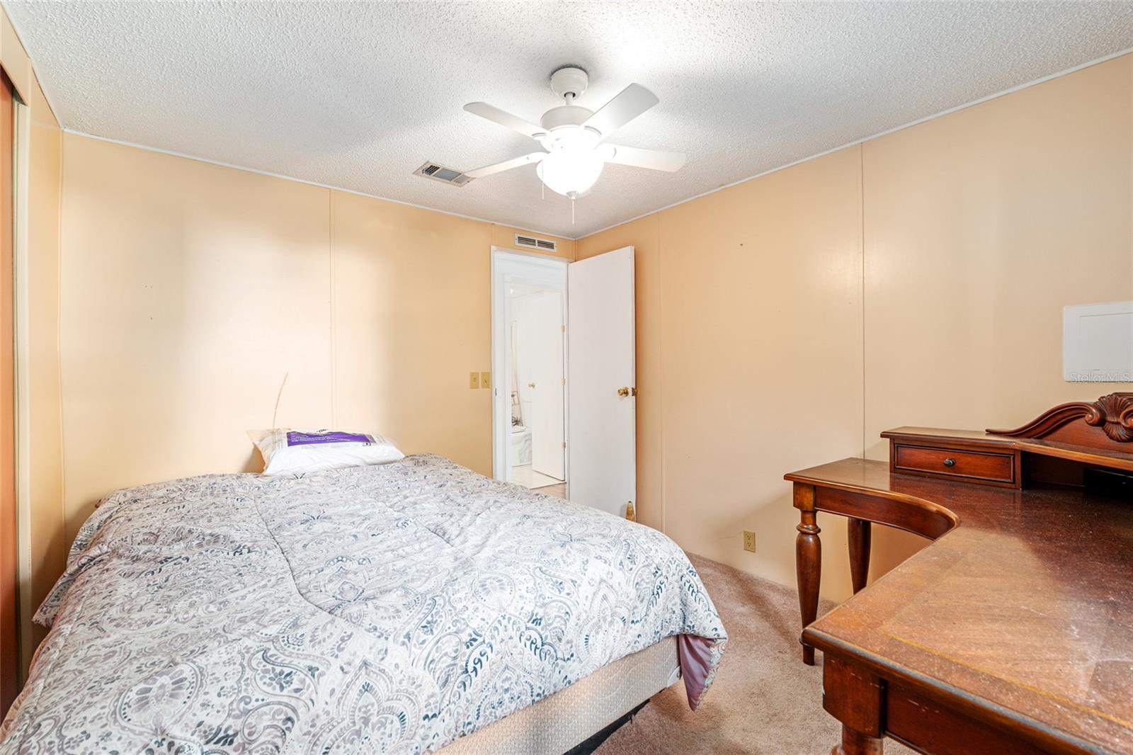 Image 28 of 45 For 10085 126th Place