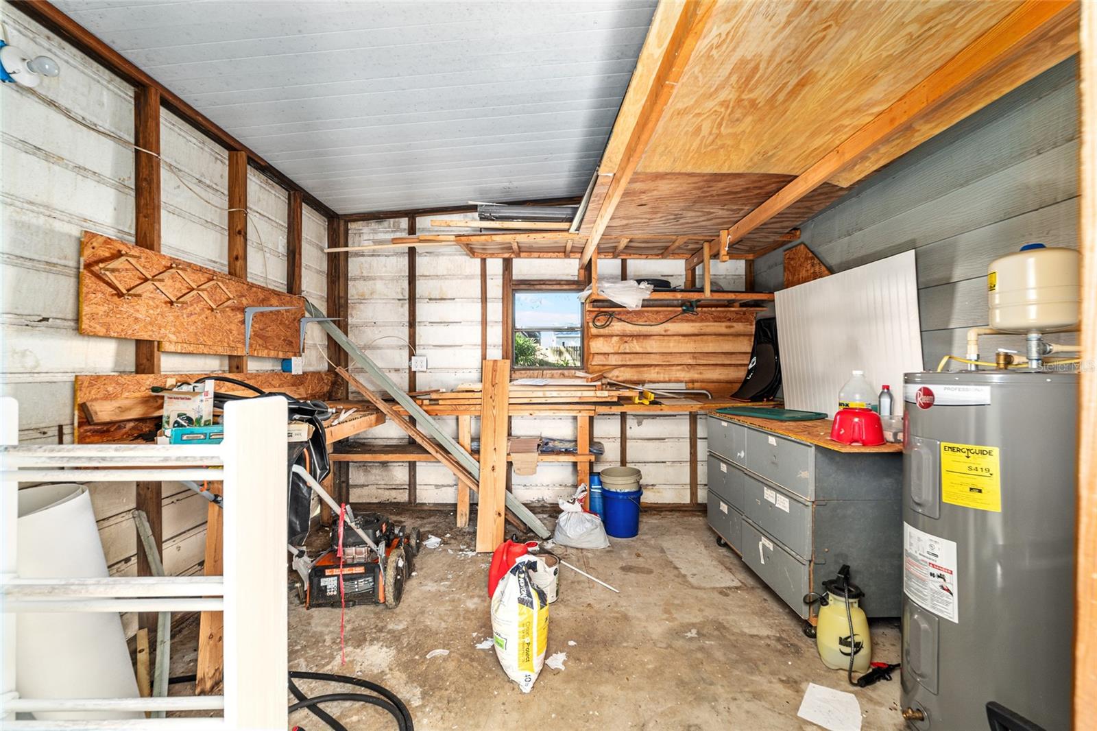 Image 34 of 45 For 10085 126th Place