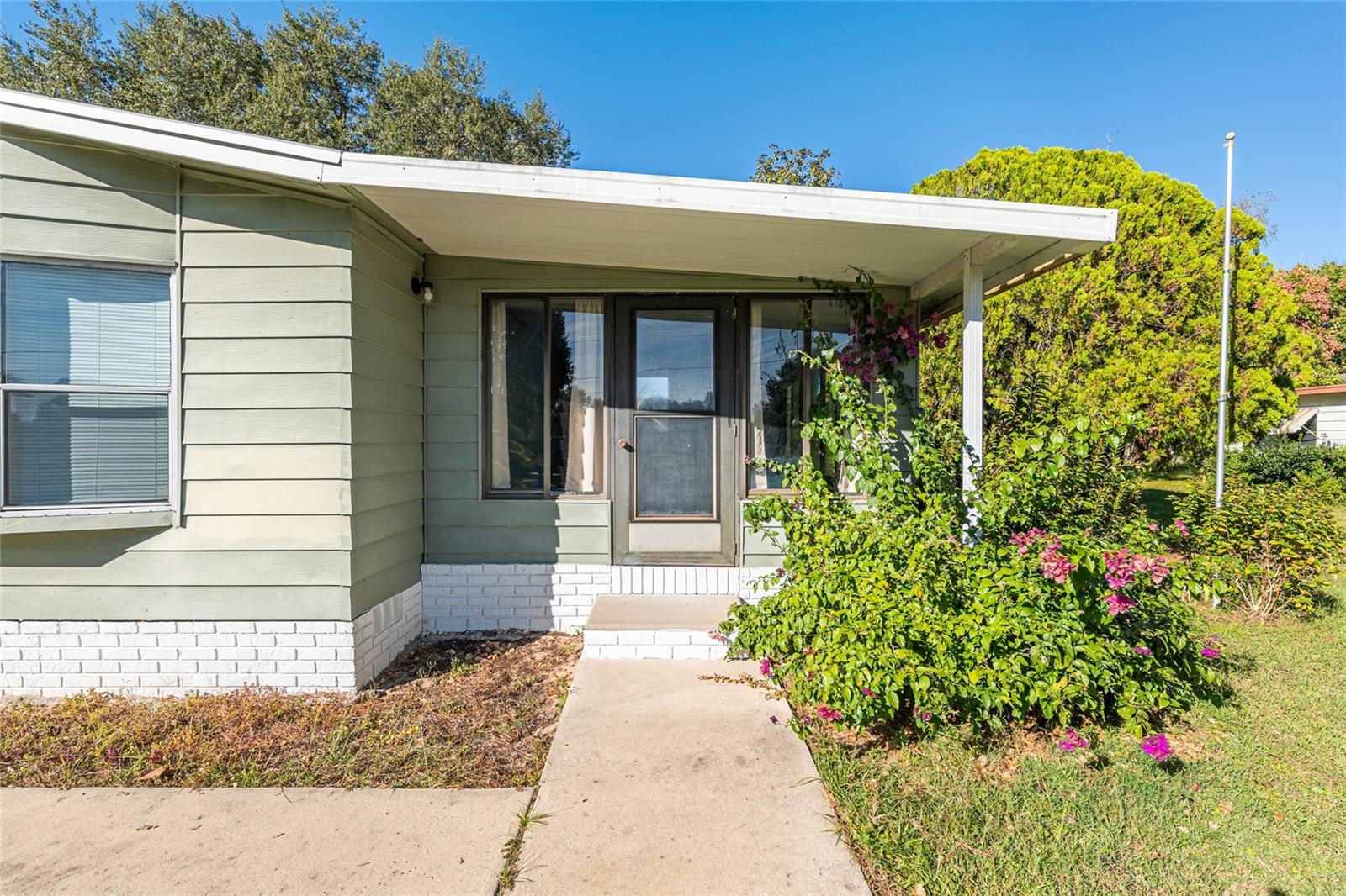 Image 37 of 45 For 10085 126th Place