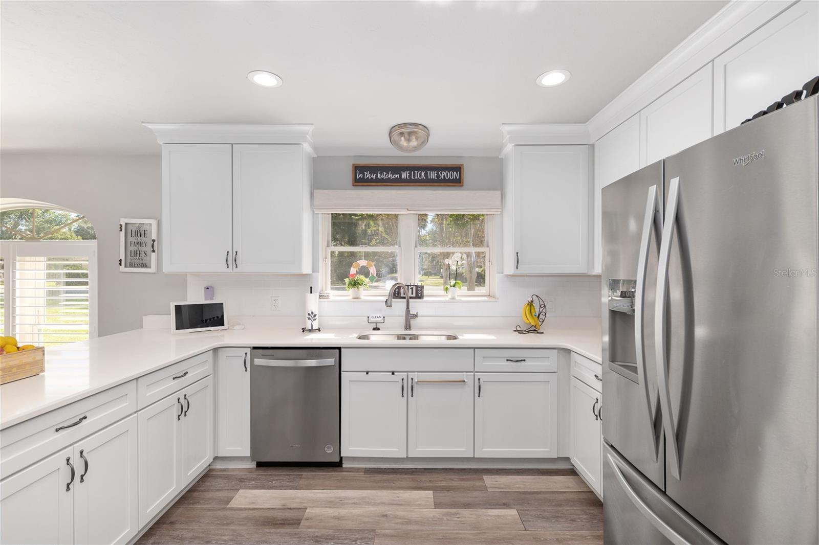 Image 30 of 97 For 2041 5th Street