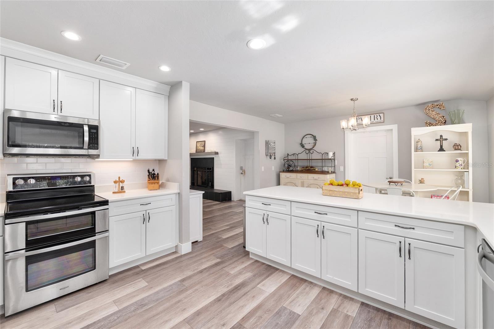 Image 31 of 97 For 2041 5th Street