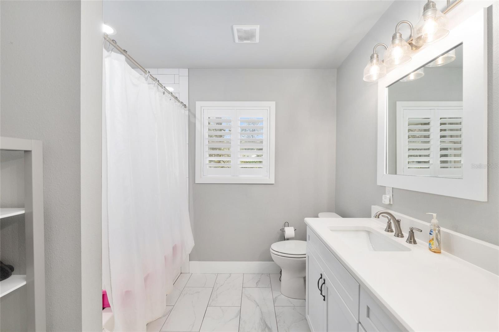 Image 52 of 97 For 2041 5th Street