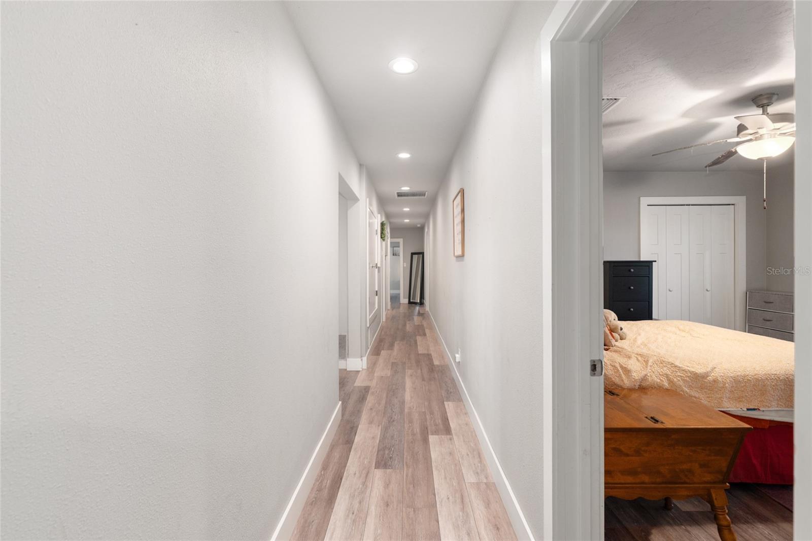 Image 54 of 97 For 2041 5th Street