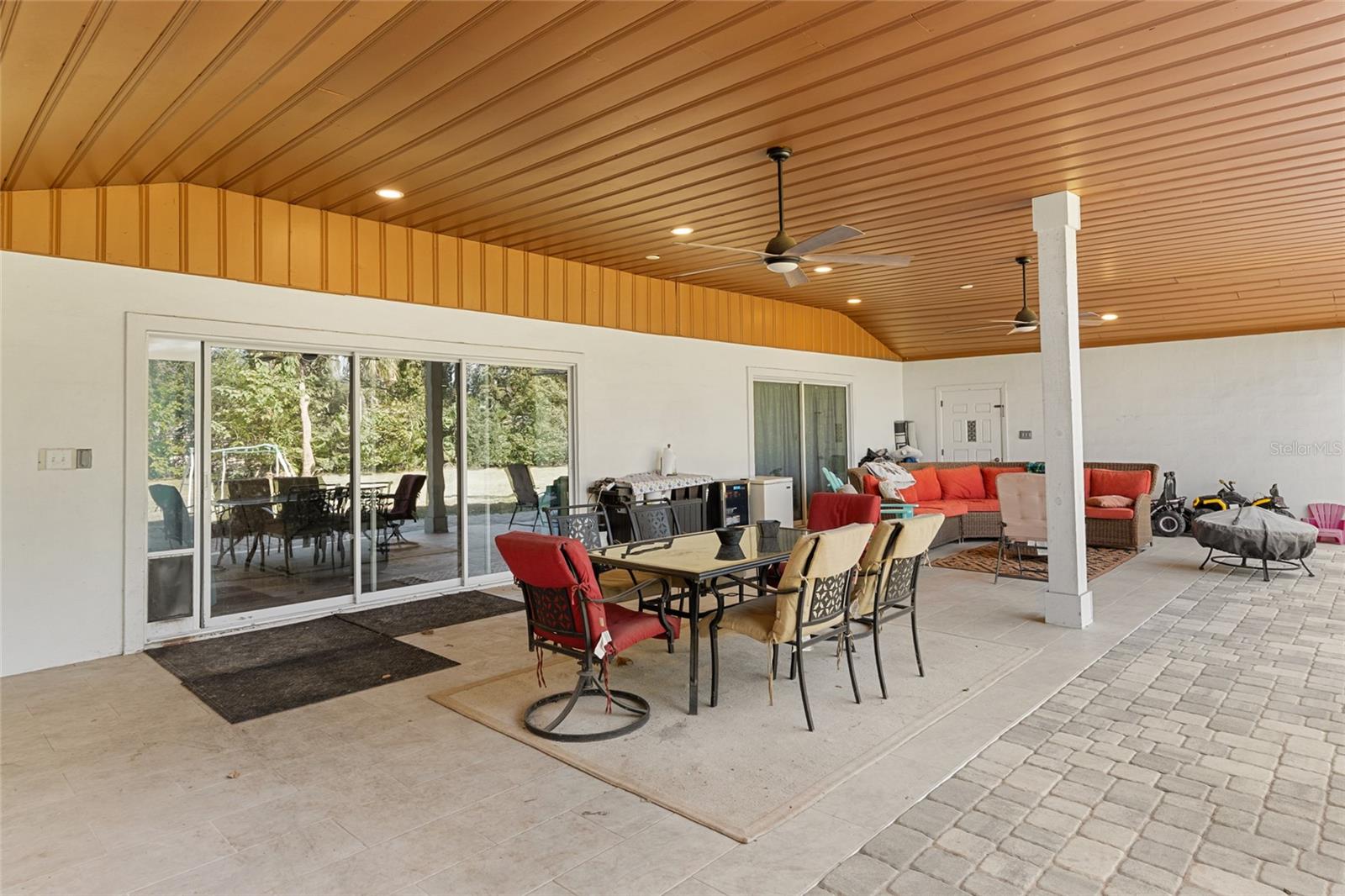 Image 57 of 97 For 2041 5th Street