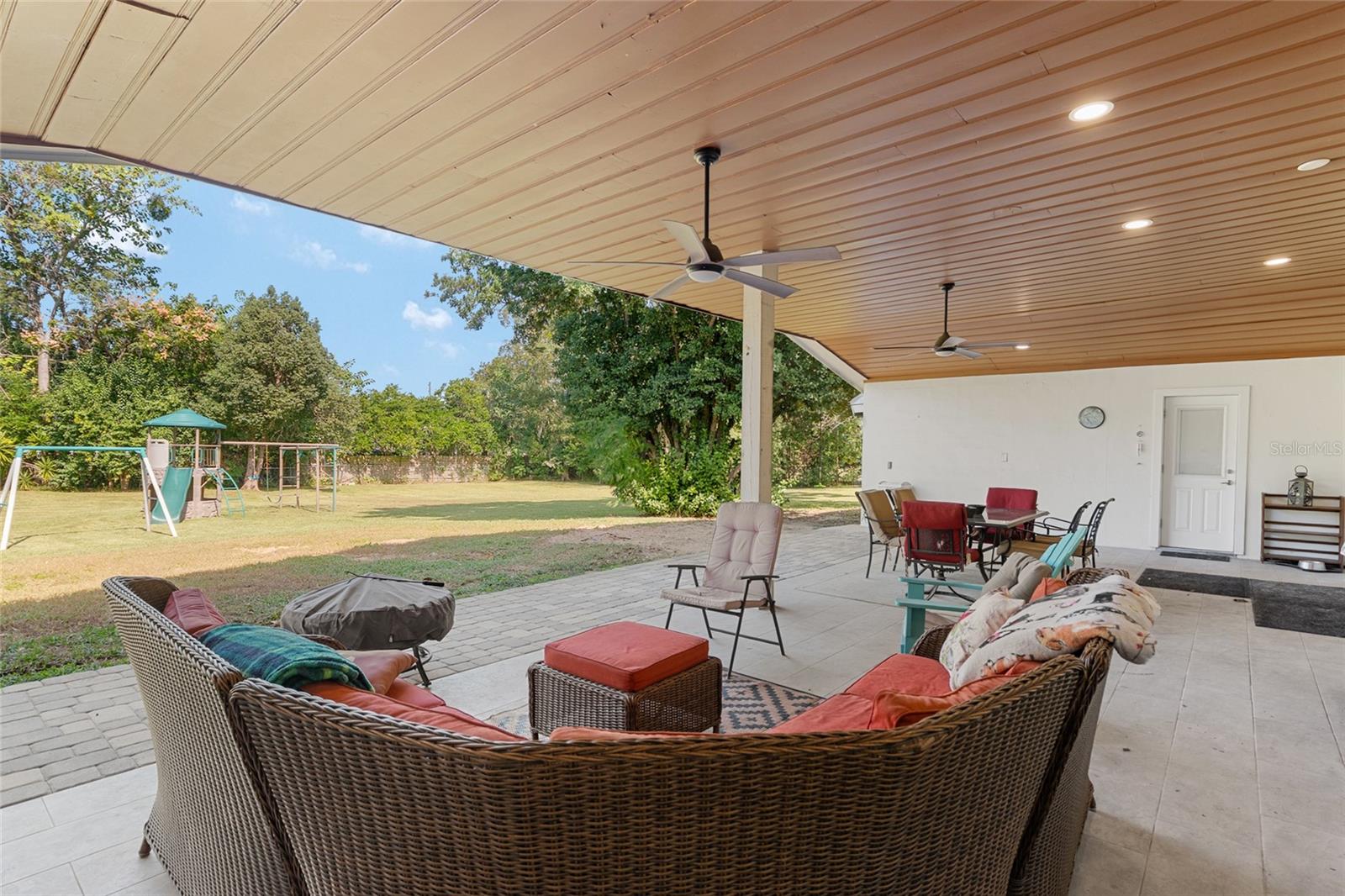 Image 65 of 97 For 2041 5th Street